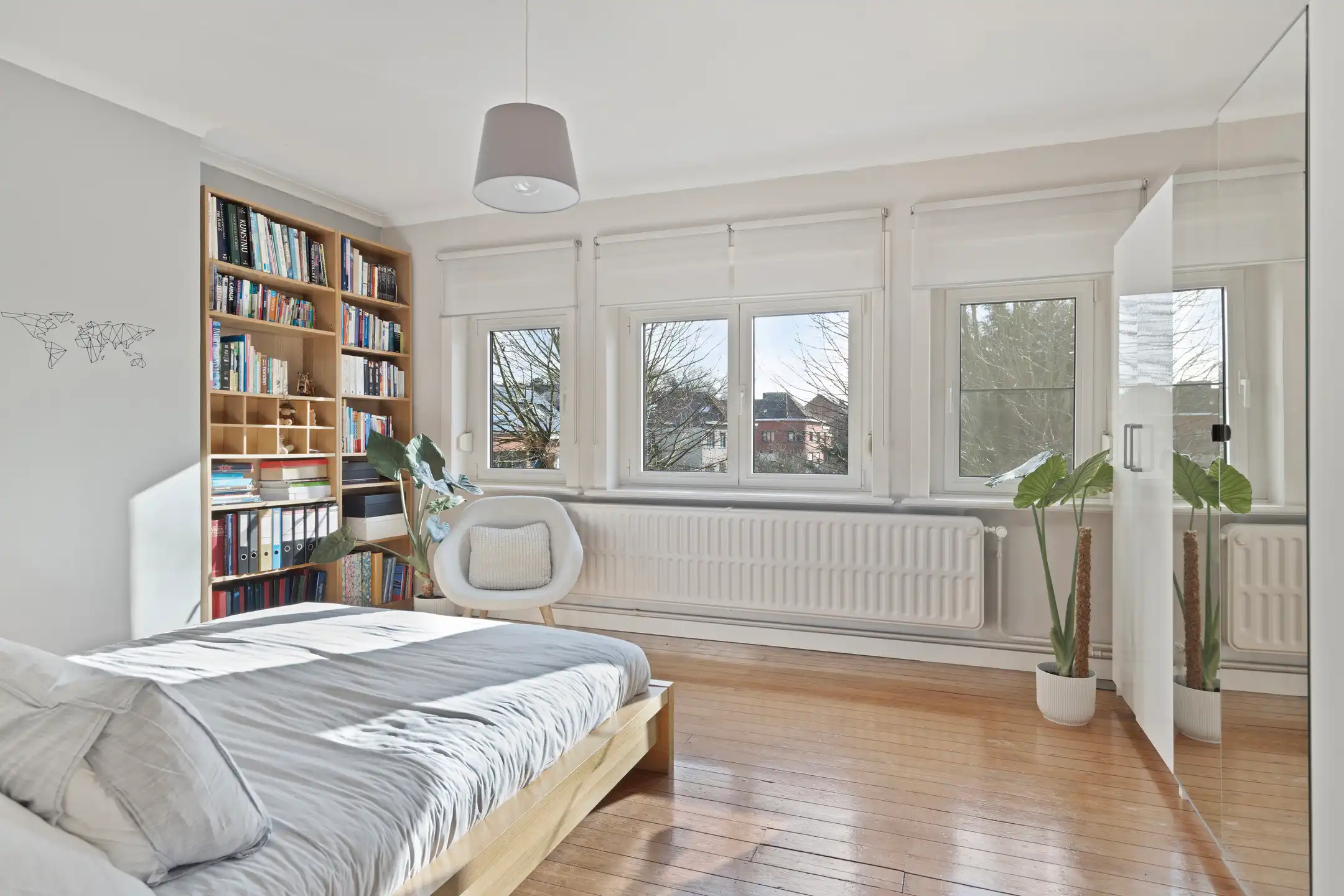 Uitstekend gelegen woning met 4 slaapkamers foto 23