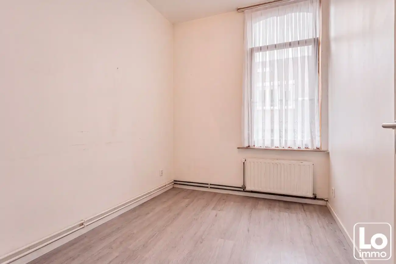 Ruime gesloten woning op een toplocatie in Sint-Amandsberg en nabij het centrum van Gent! foto 16