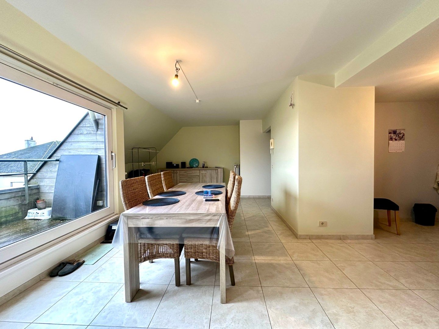 Appartement op centrale ligging te Eernegem foto 3