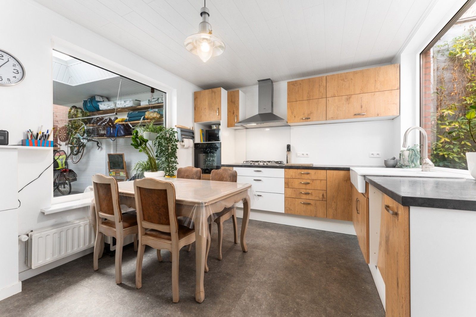 Instapklare woning nabij centrum Ardooie foto 6