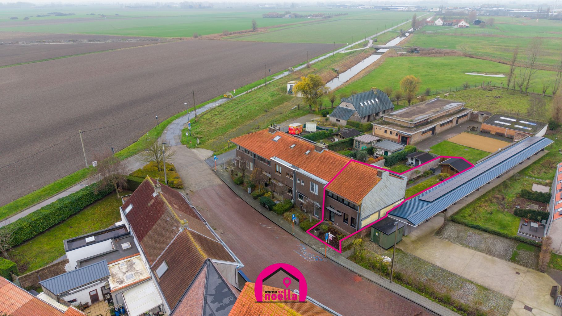 Halfopen bebouwing met tuin op toplocatie in Oostende foto 2