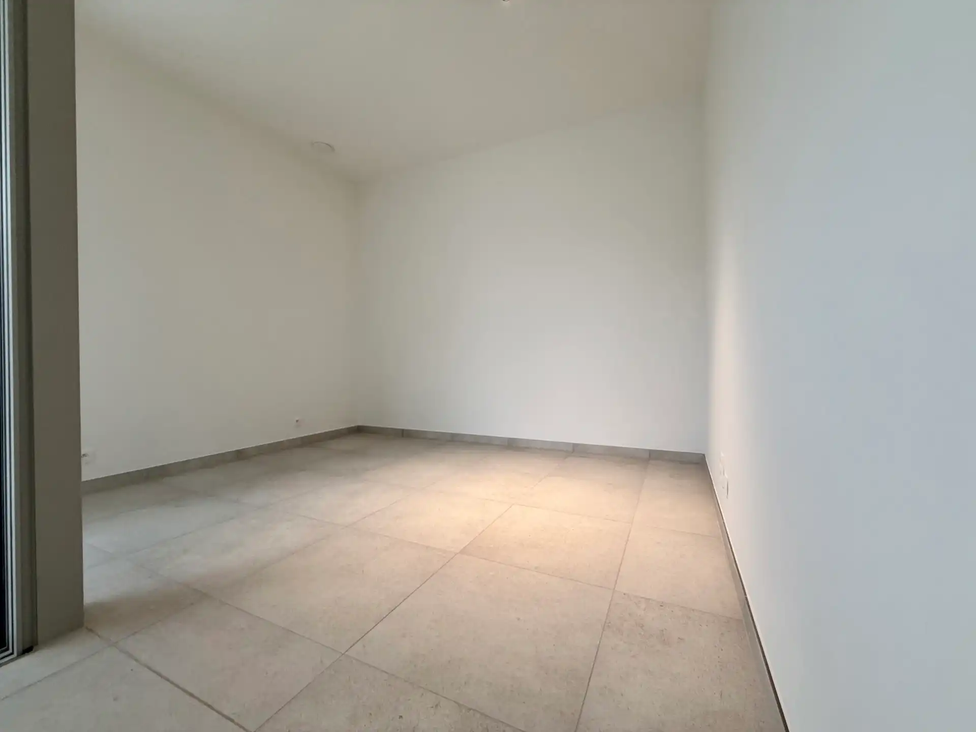 Gelijkvloers BEN-appartement met 3 slaapkamers en parking foto 15
