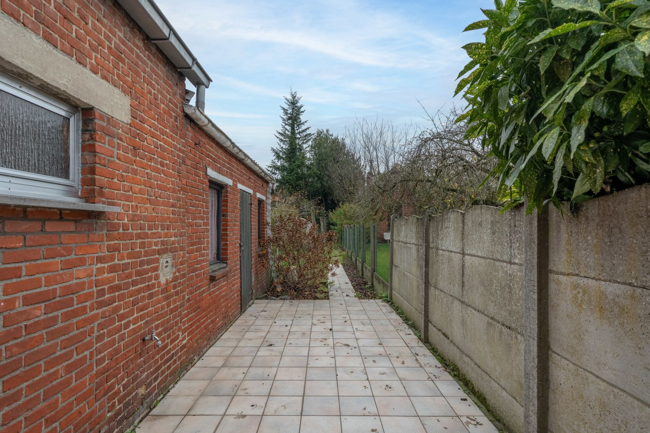 Te renoveren woning met 4-5 slpk's en tuin te Turnhout. foto 29