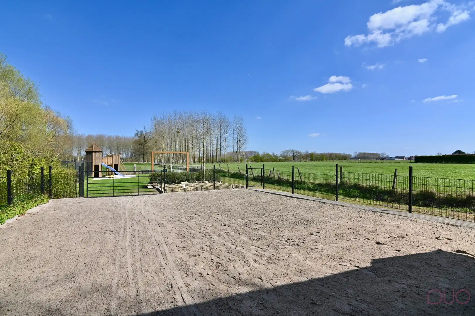 Gerenoveerd halfopen bebouwing op een prachtig perceel van 1h39a60ca inclusief weilanden foto 45