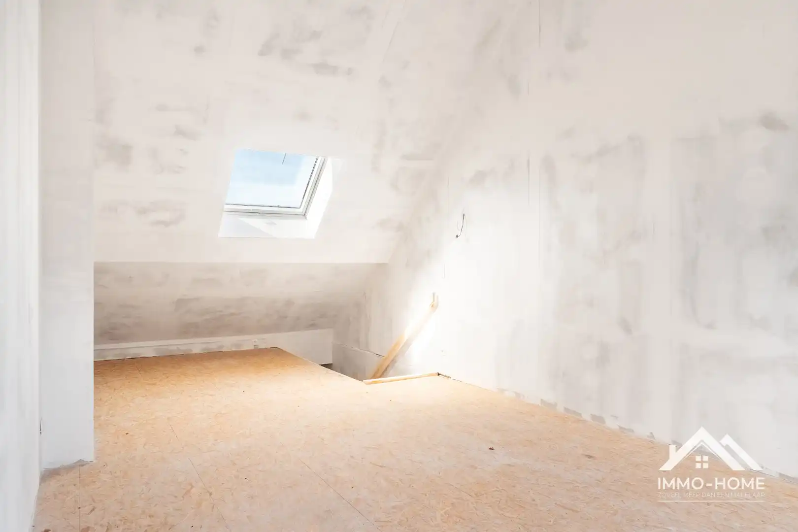 Structureel gerenoveerde woning met tuin foto 16