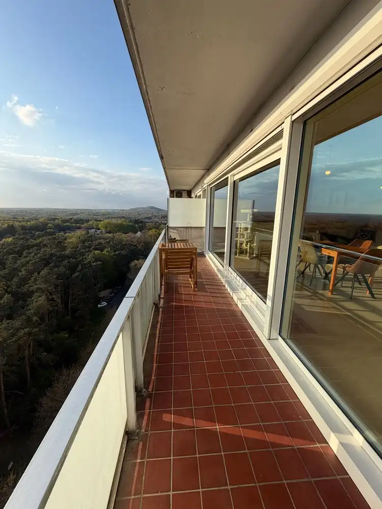 Gerenoveerd appartement van 92m² met 2 slaapkamers te Genk foto 12