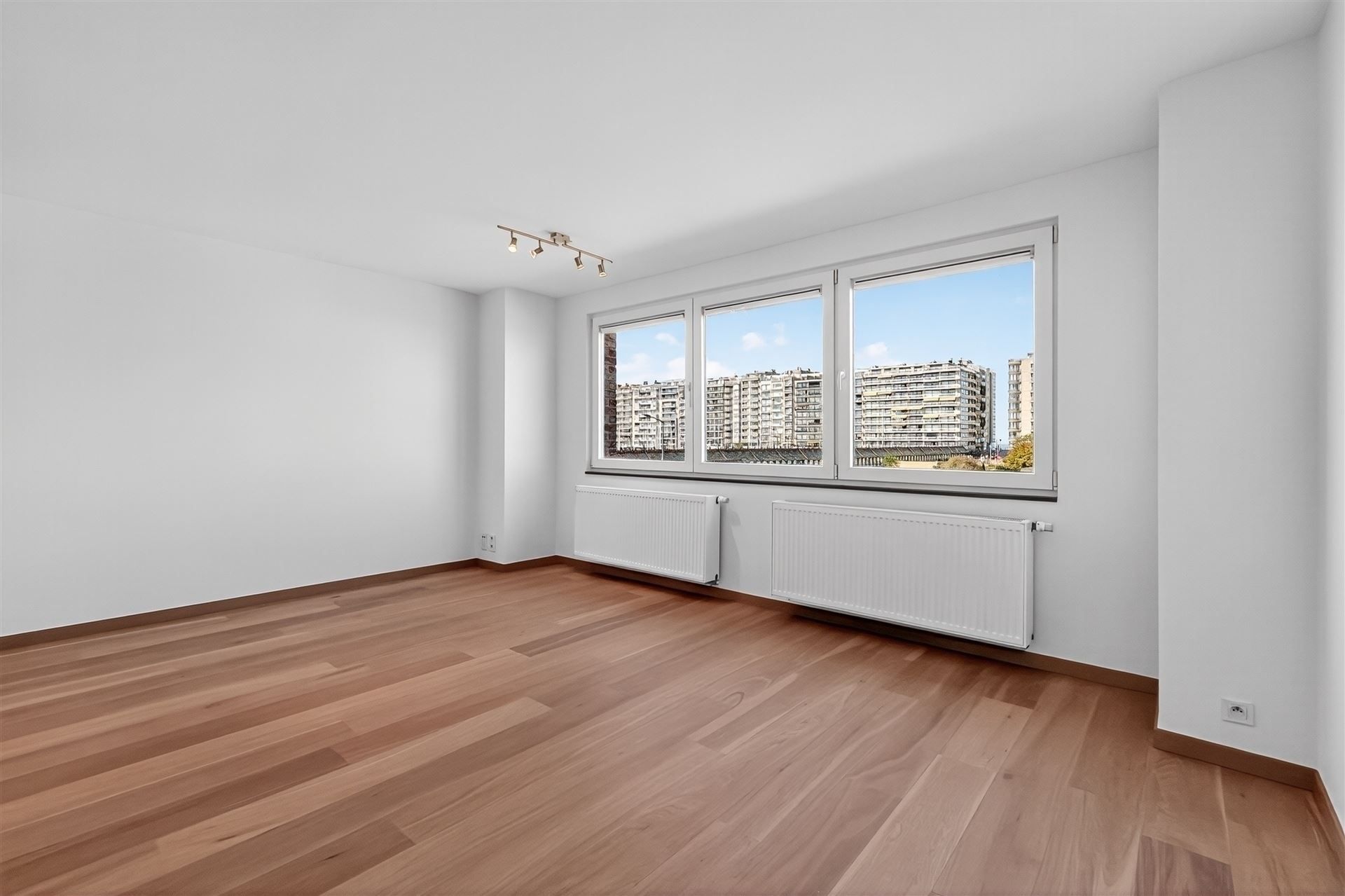 JACHTHAVEN / ZONNIG TERRAS foto 2