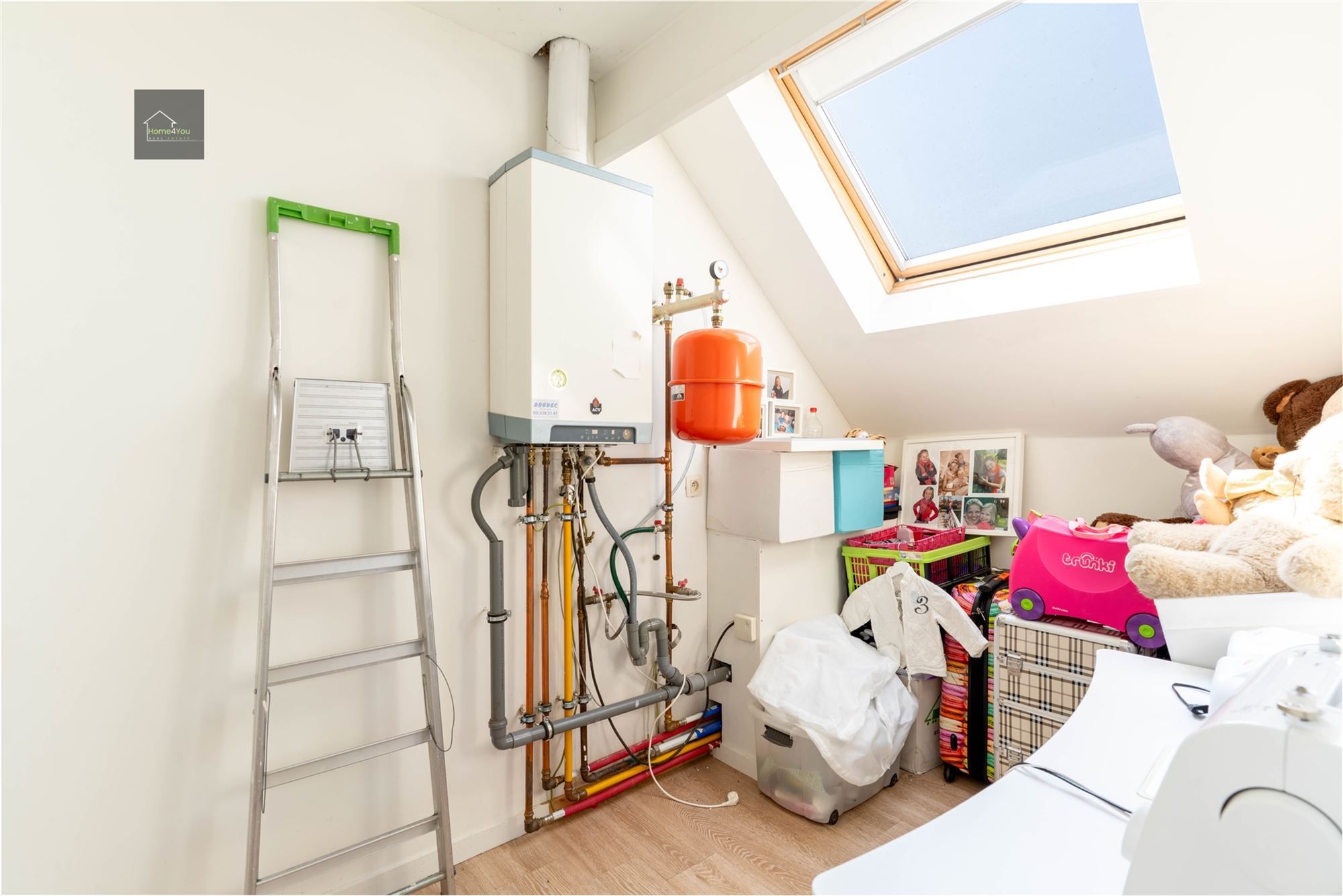Instapklare woning met 3 slaapkamers te koop! foto 5
