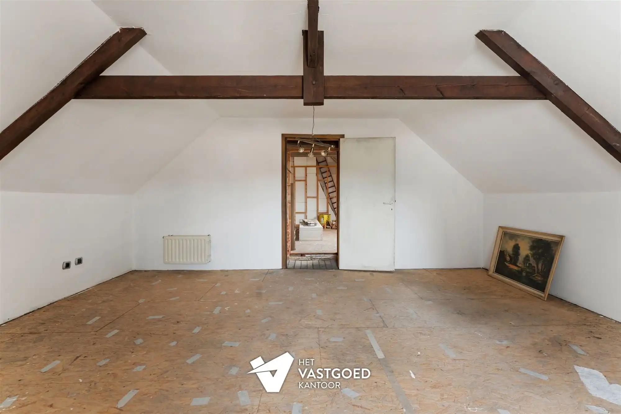 ZEER RUIM PAND (CA 550M2) MET APPARTEMENT 3 SLAAPKAMERS foto 21