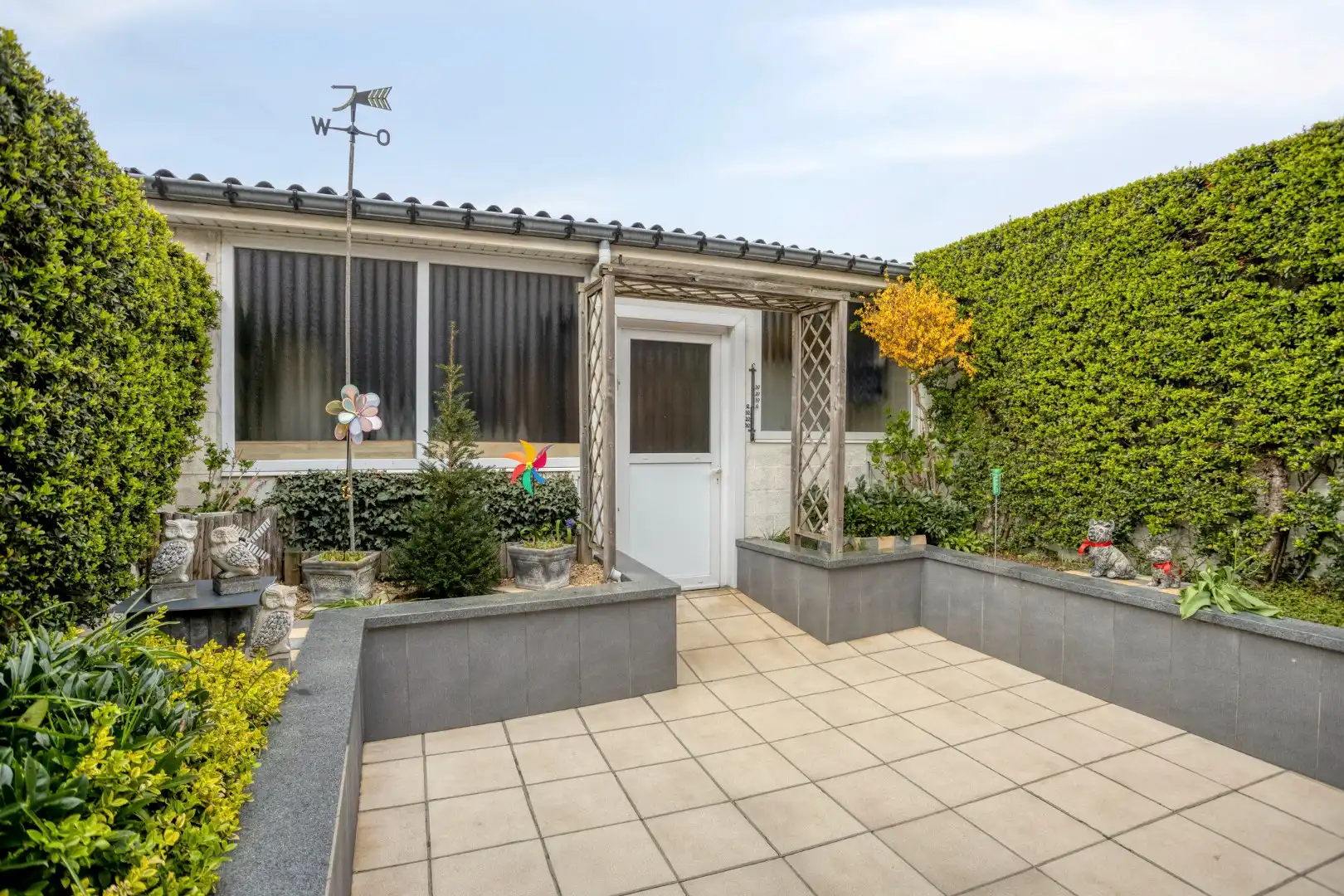 Instapklare woning met grote garage en tuin - aan centrum Tongeren foto 24