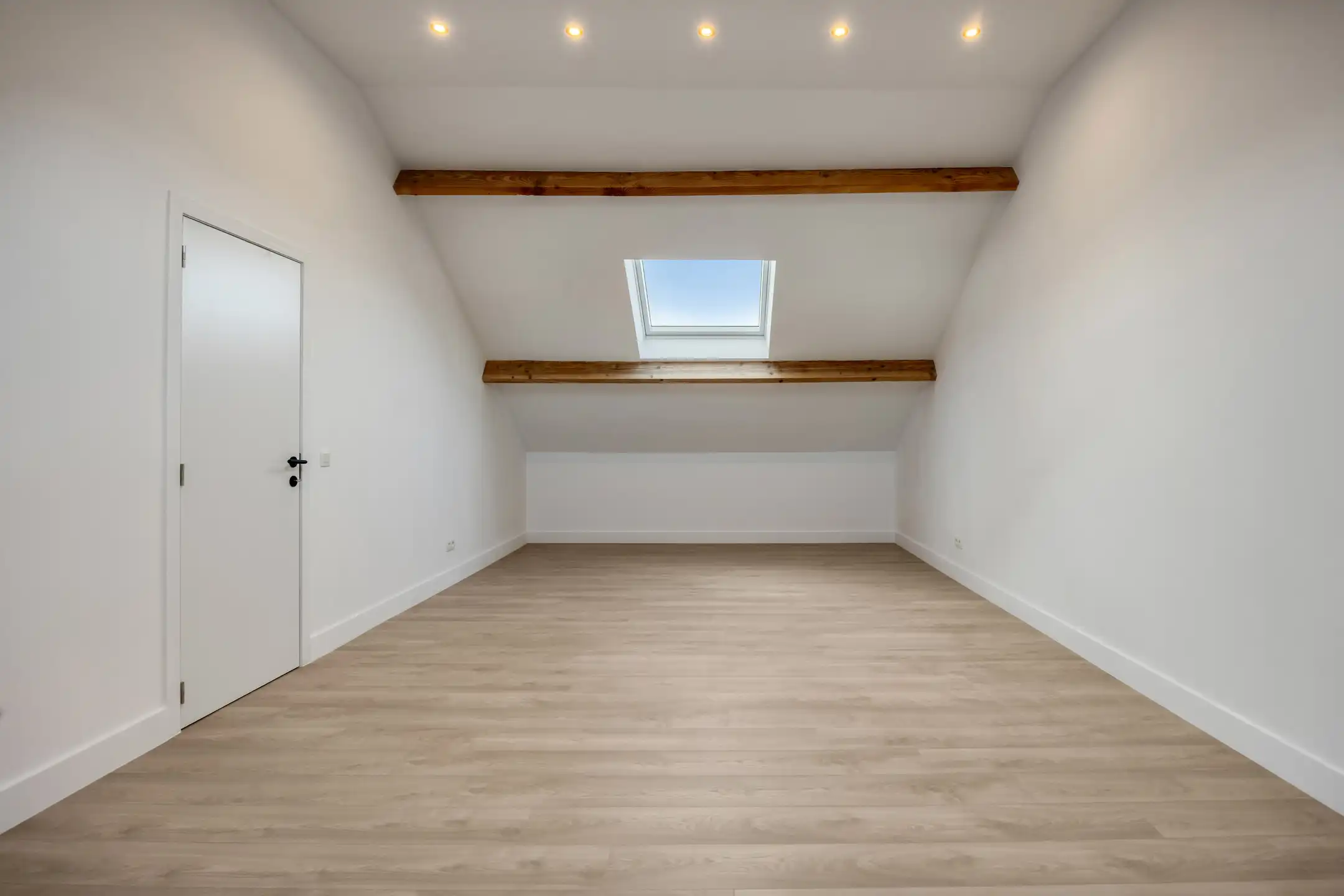 Perfect instapklare woning met 4 slaapkamers foto 13