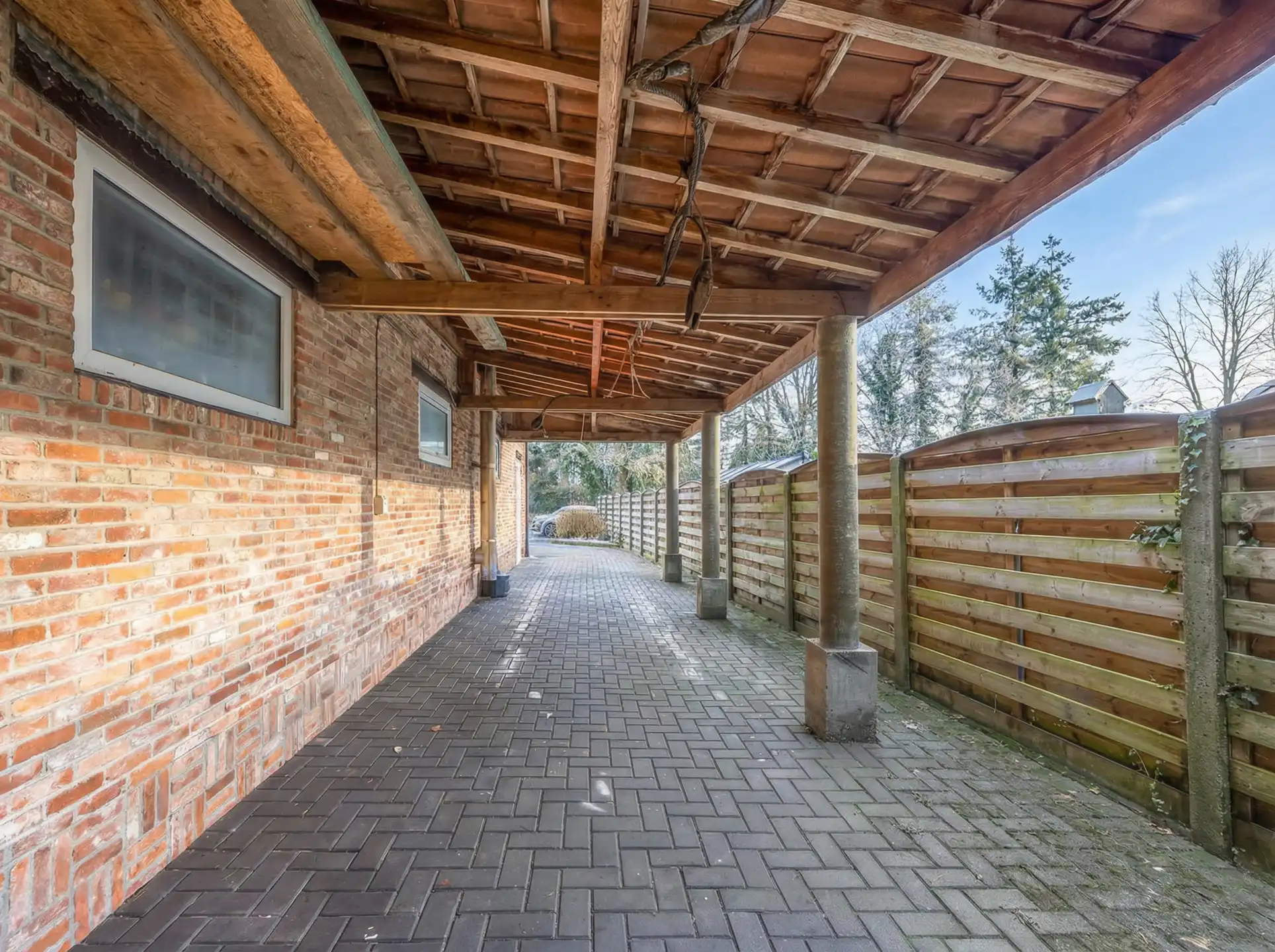 Ruime en lichtrijke gezinswoning te koop in Zandhoven foto 24