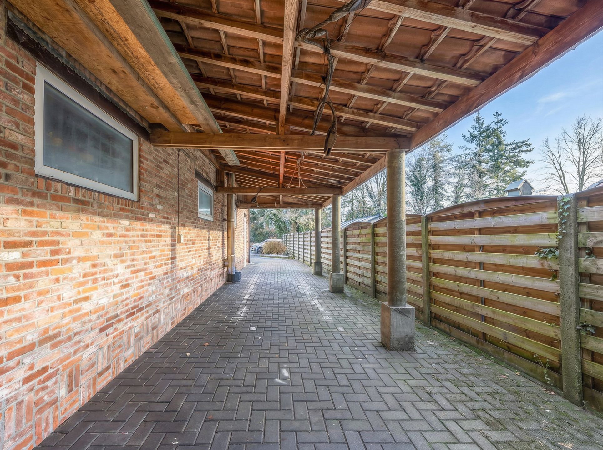 Ruime en lichtrijke gezinswoning te koop in Zandhoven foto 24