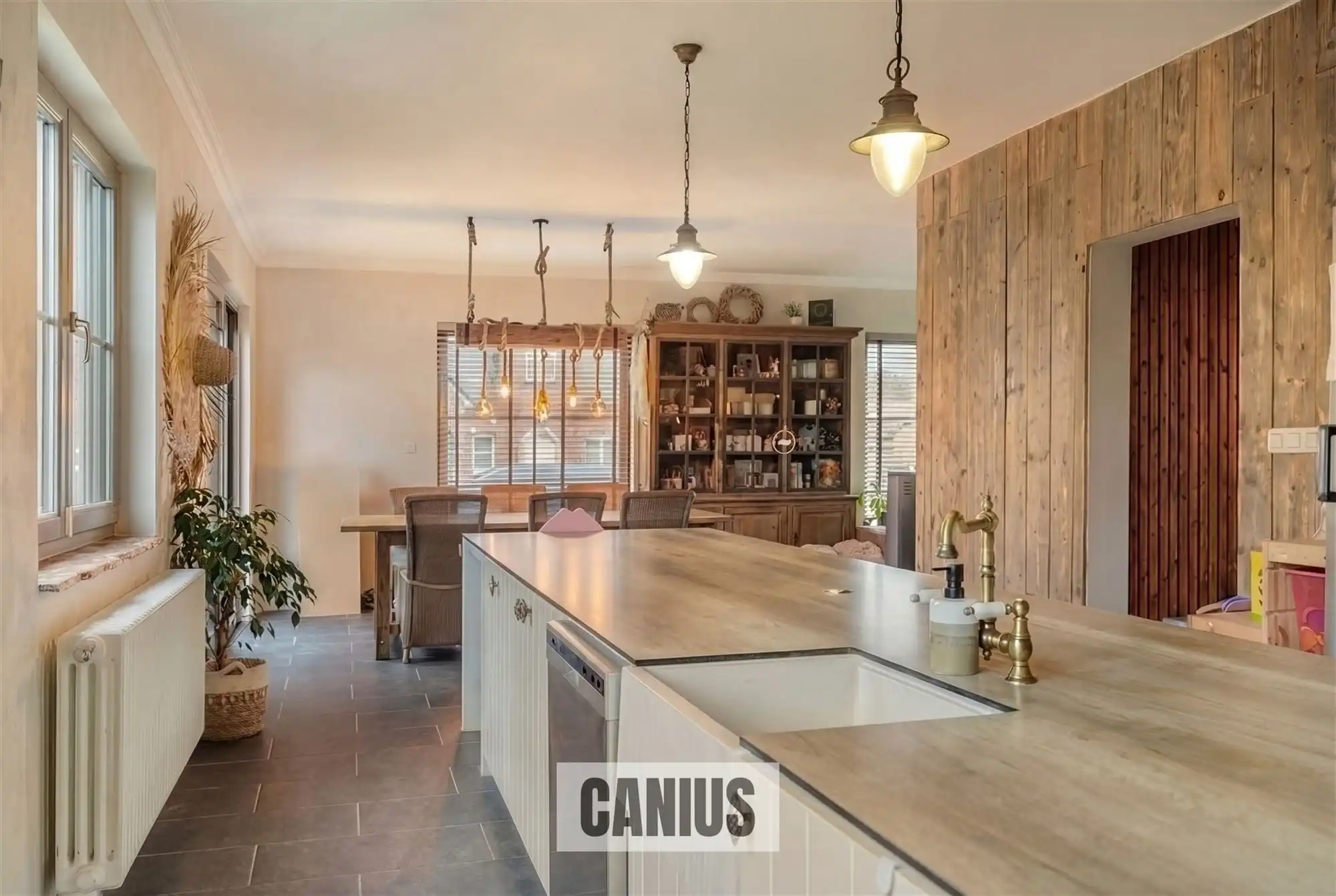KNAPPE WONING MET 4 SLAAPKAMERS foto 7
