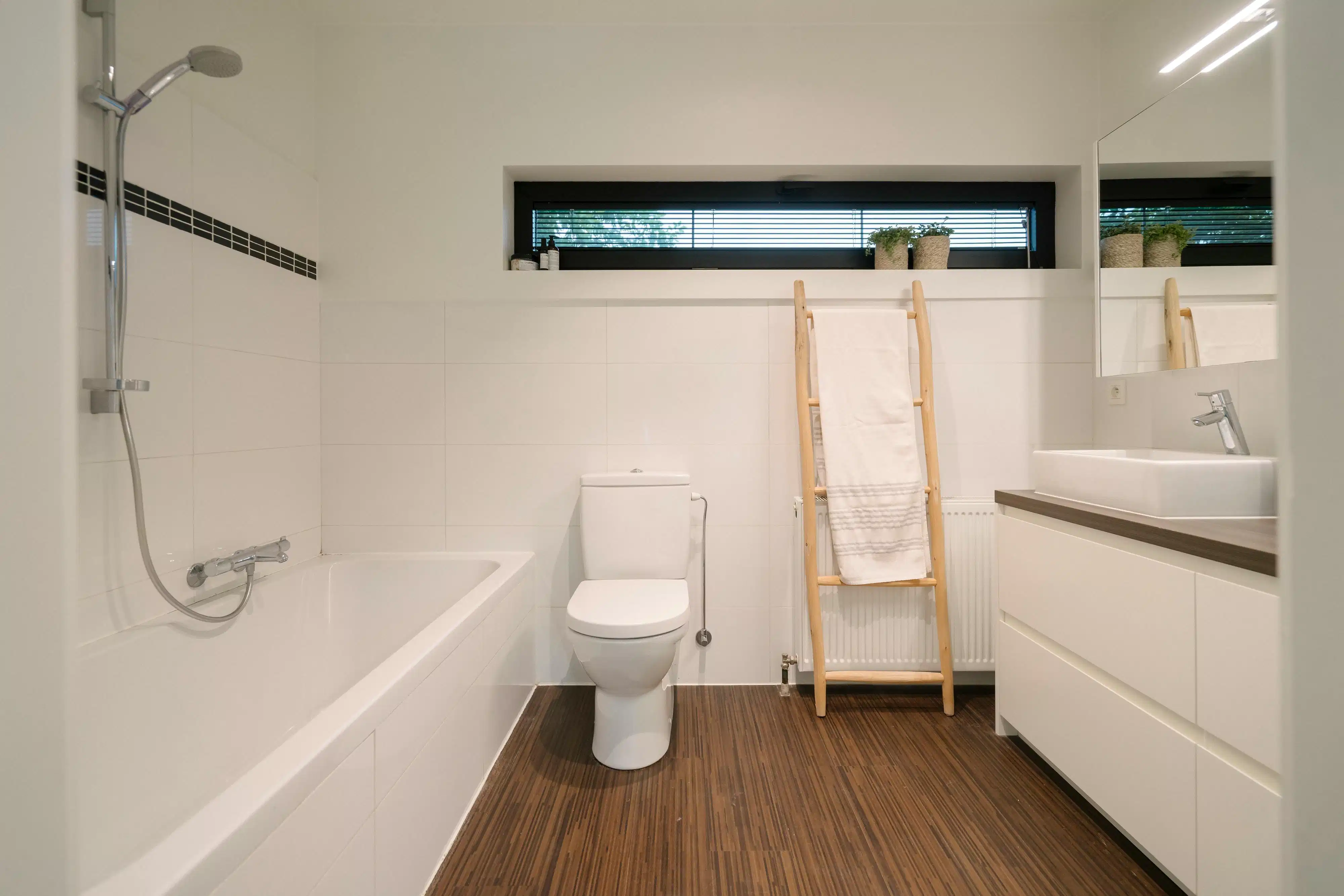 Instapklare villa in de Rodenburgwijk te Marke foto 16
