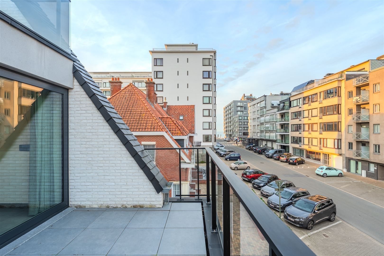 Modern 2 slaapkamer appartement in hartje Middelkerke foto 22