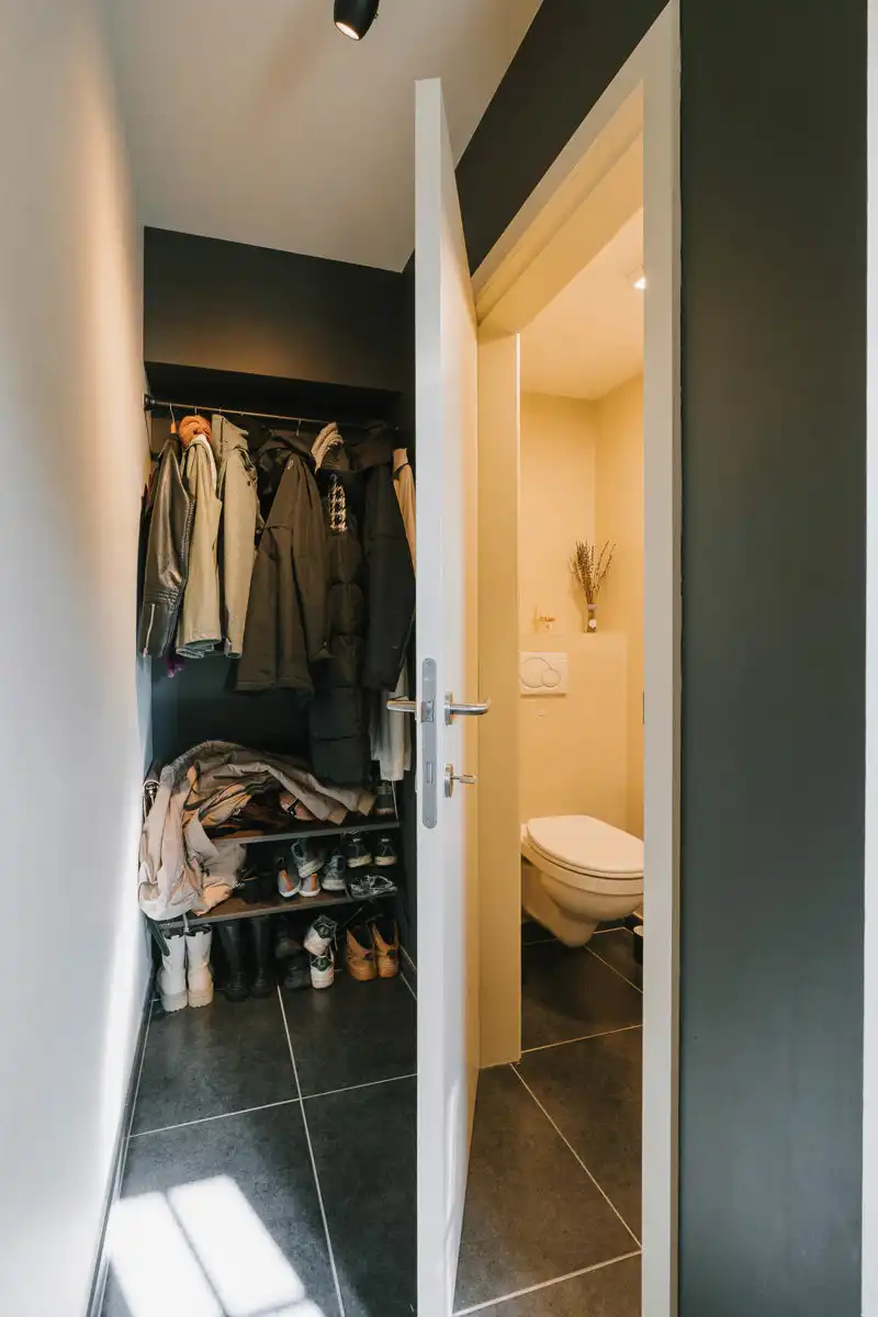 Lichtrijk en ruim appartement met riant terras op toplocatie foto 13