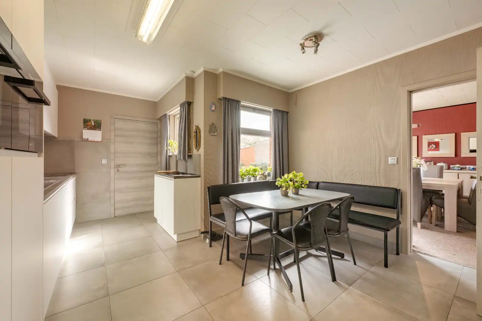 ALLEENSTAANDE WONING OP 1.009 m² MET 3 SLPKS EN TUIN  foto 10