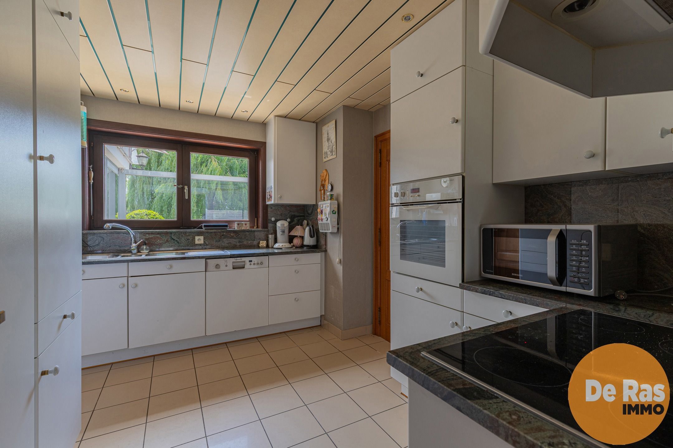 AALST – Halfopen bebouwing met villa-allure op 3114 m² foto 9