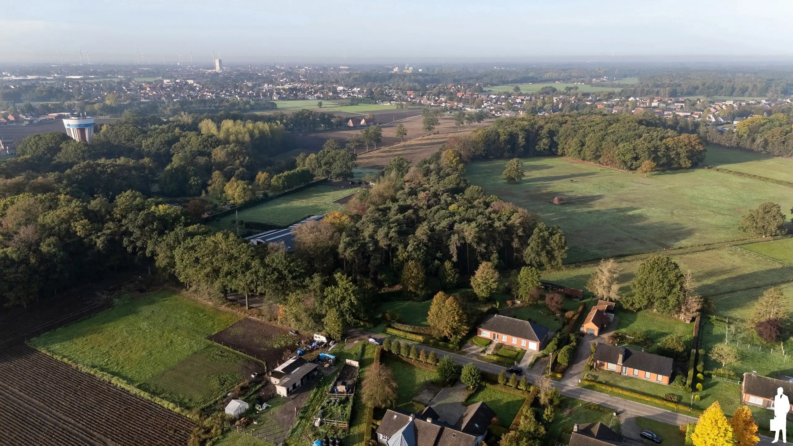 Vrijstaande woning op prachtig perceel van 4.041 m²  foto 17