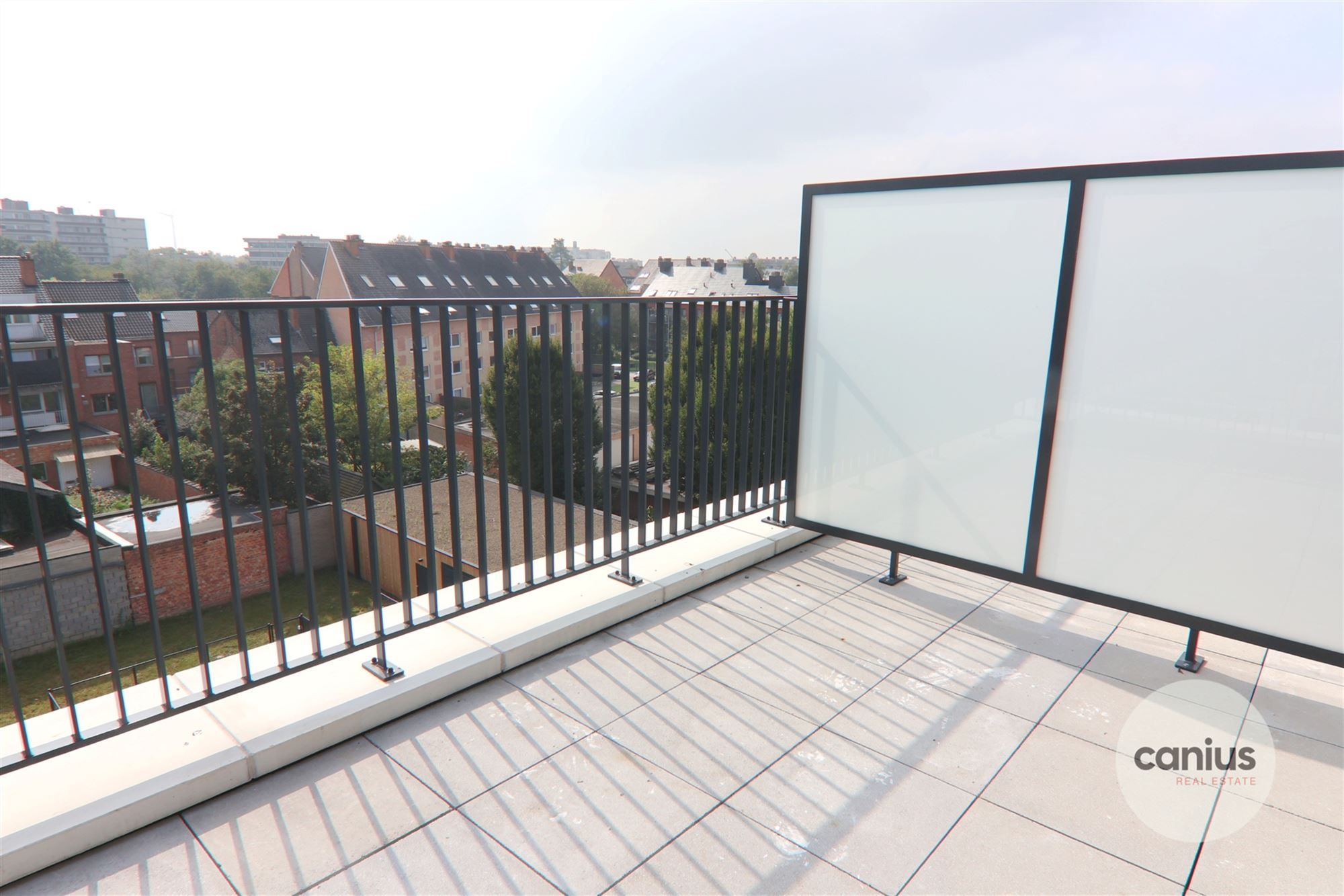 PENTHOUSE IN HARTJE HASSELT MET 1 SLK + 2 TERRASSEN & PARKING foto 5