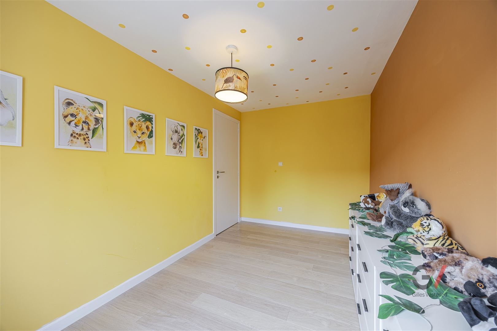 Gerenoveerde woning foto 6