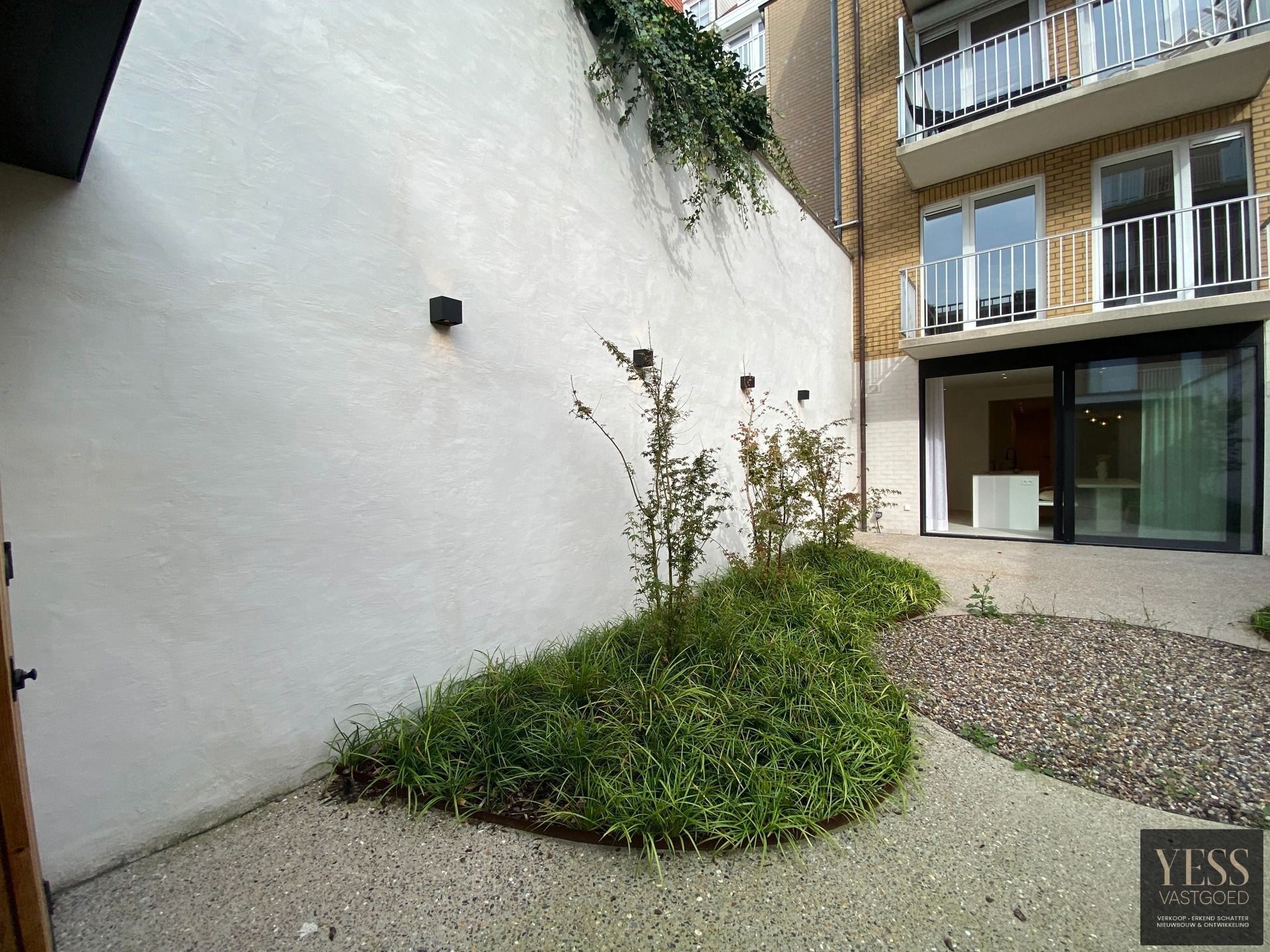 Exclusief gerenoveerd gelijkvloers appartement in Knokke! foto 24