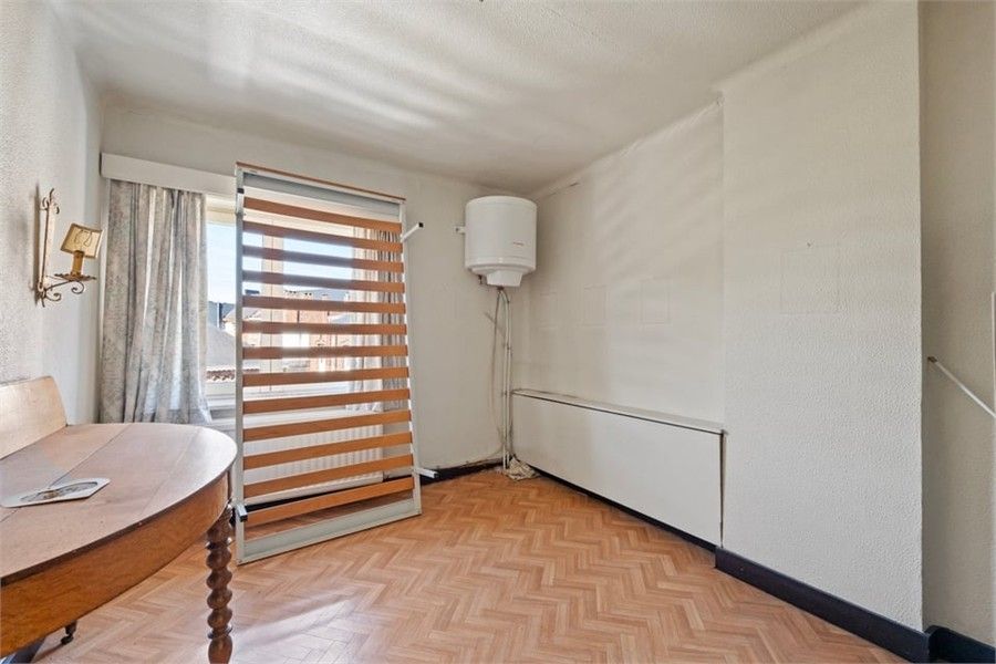 OP TE FRISSEN STADSWONING MET VEEL POTENTIEEL IN SINT-TRUIDEN foto 21