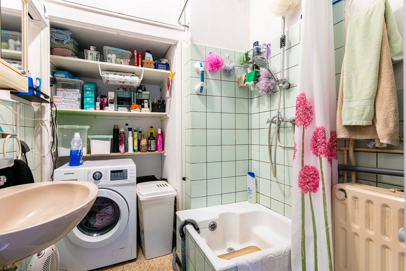 Te renoveren 2-slaapkamer appartement (107m²) met twee terrassen! foto 9