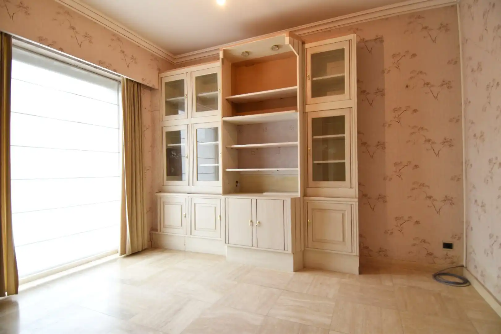 Villa met 3 slaapkamers (mogelijkheid tot meer!) te koop op 1922 m² grond nabij het centrum van Gullegem foto 7