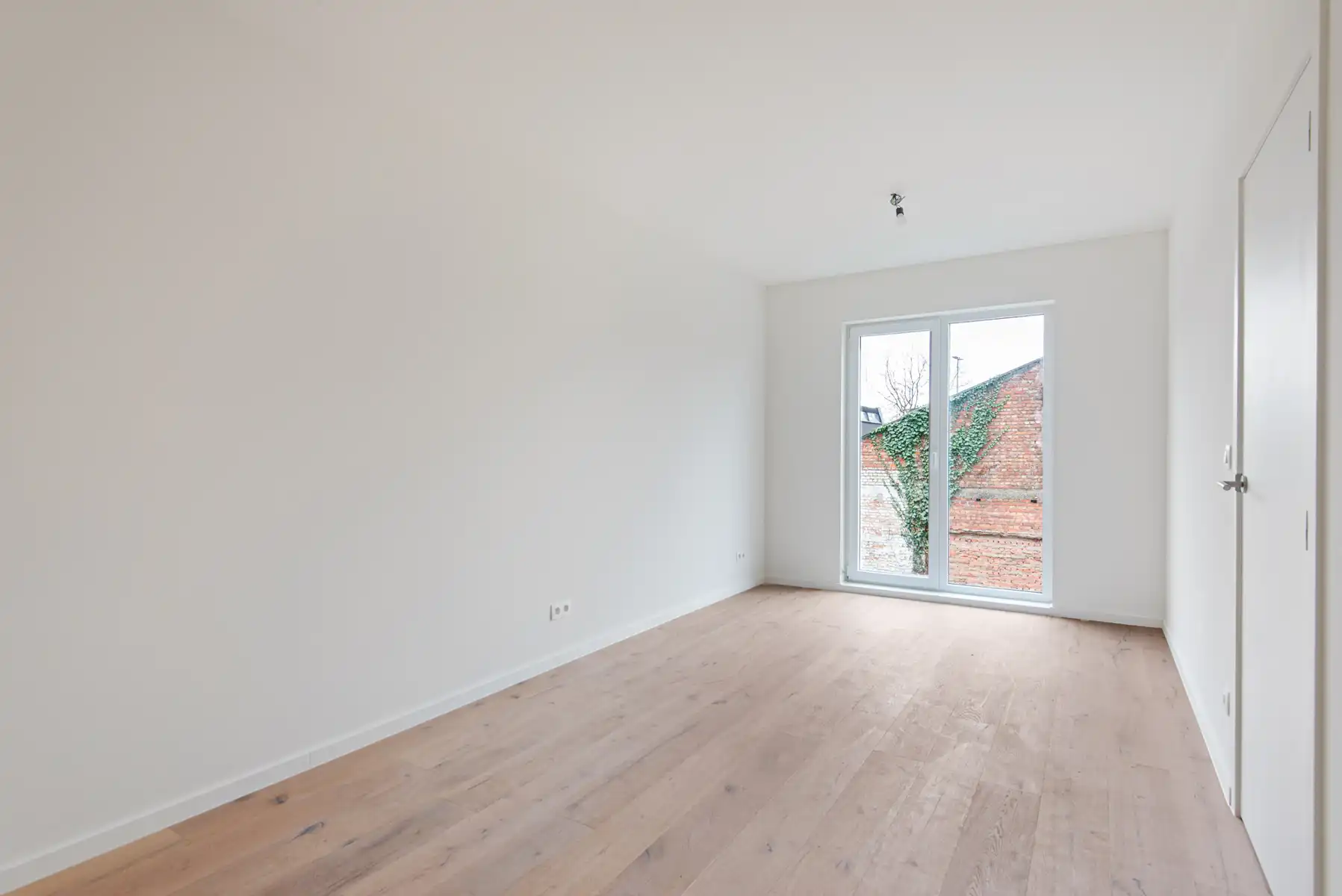 IN OPTIE - Nieuwbouw appartement met terras in Wilrijk.  foto 6