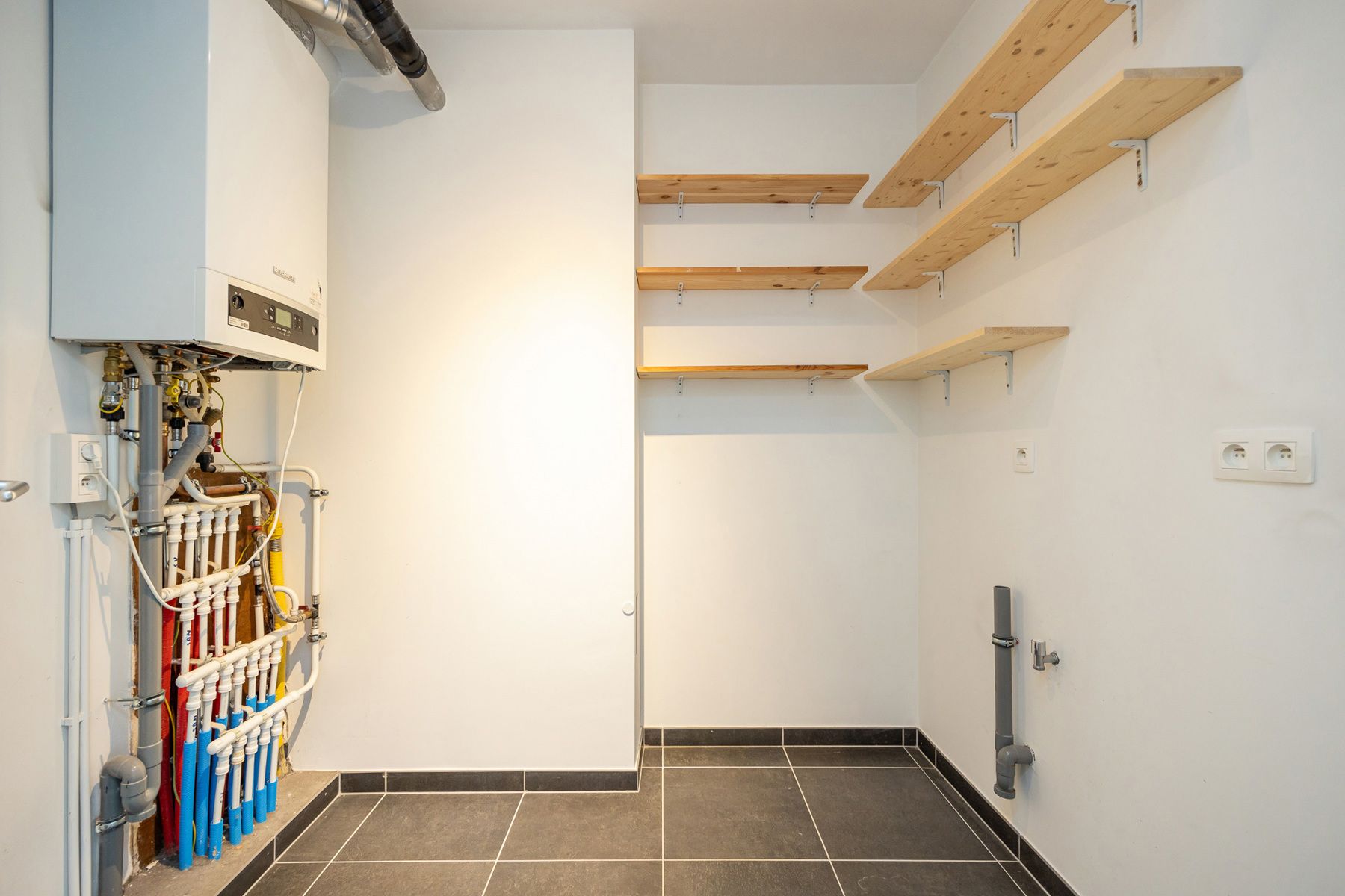 Energiezuinig appartement met 2 slaapkamers in het centrum van Merksplas. foto 8