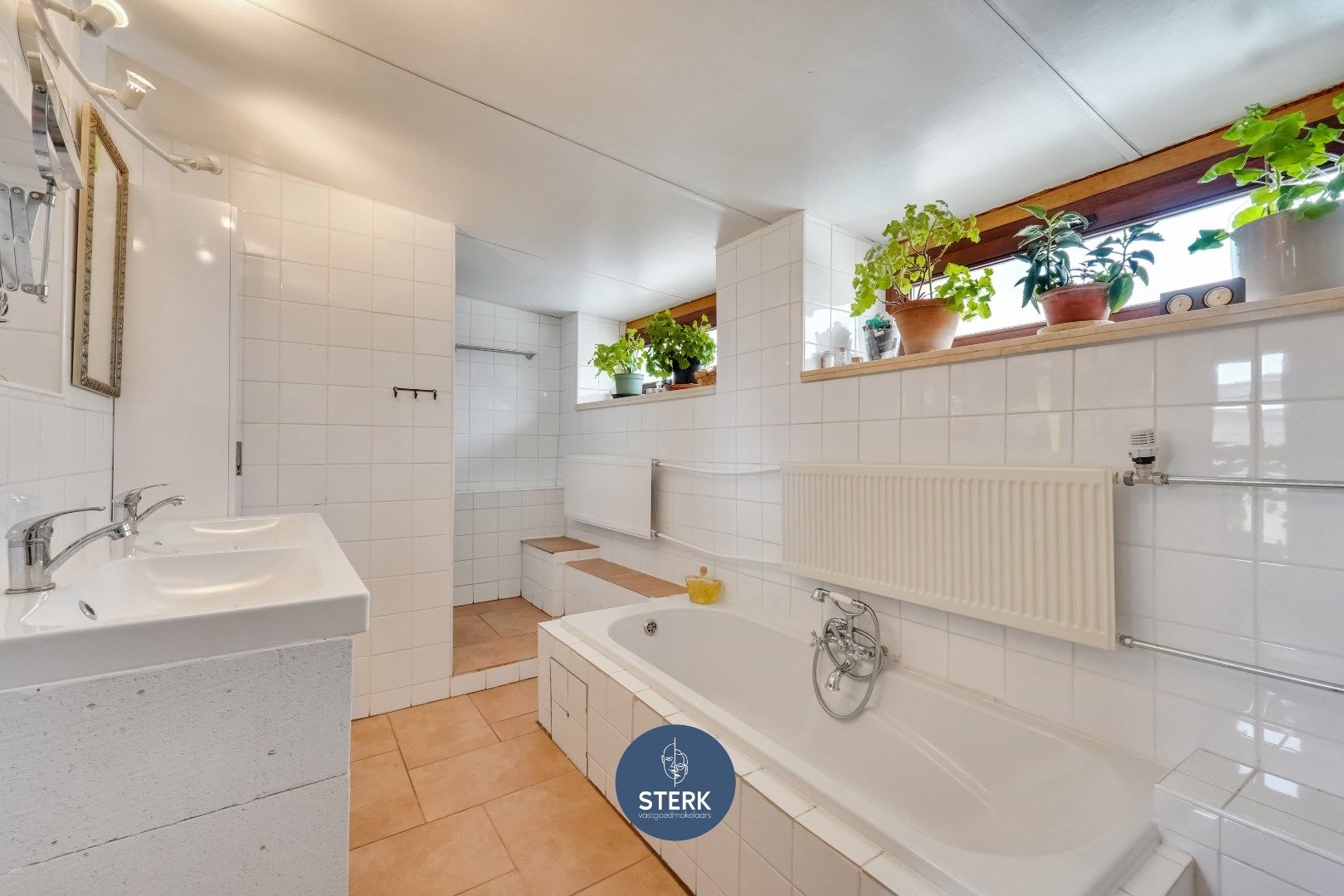 CHARMANTE WONING MET EEN RUIME BEWOONBARE OPP. VAN 400 M² TE REKEM !  foto 18