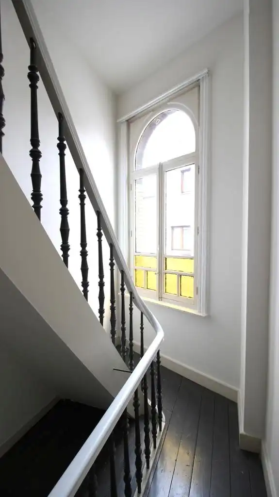 CHARMANT ART NOUVEAU APP MET TERRAS foto 17