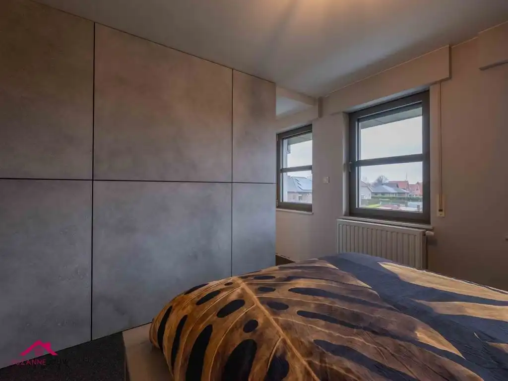 Vrijstaande woning in hedendaagse stijl foto 31