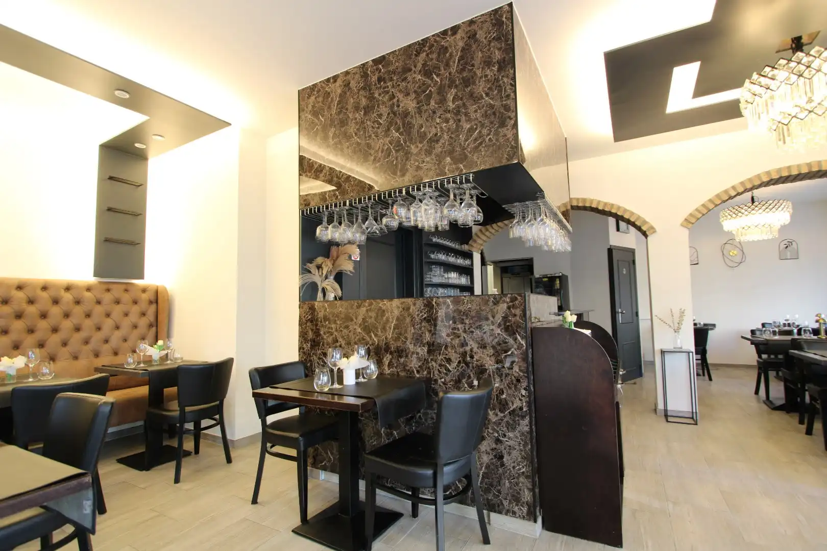 Verhuurd HOEK restaurant Kardinaal Mercierstraat 18 Heist te koop foto 4