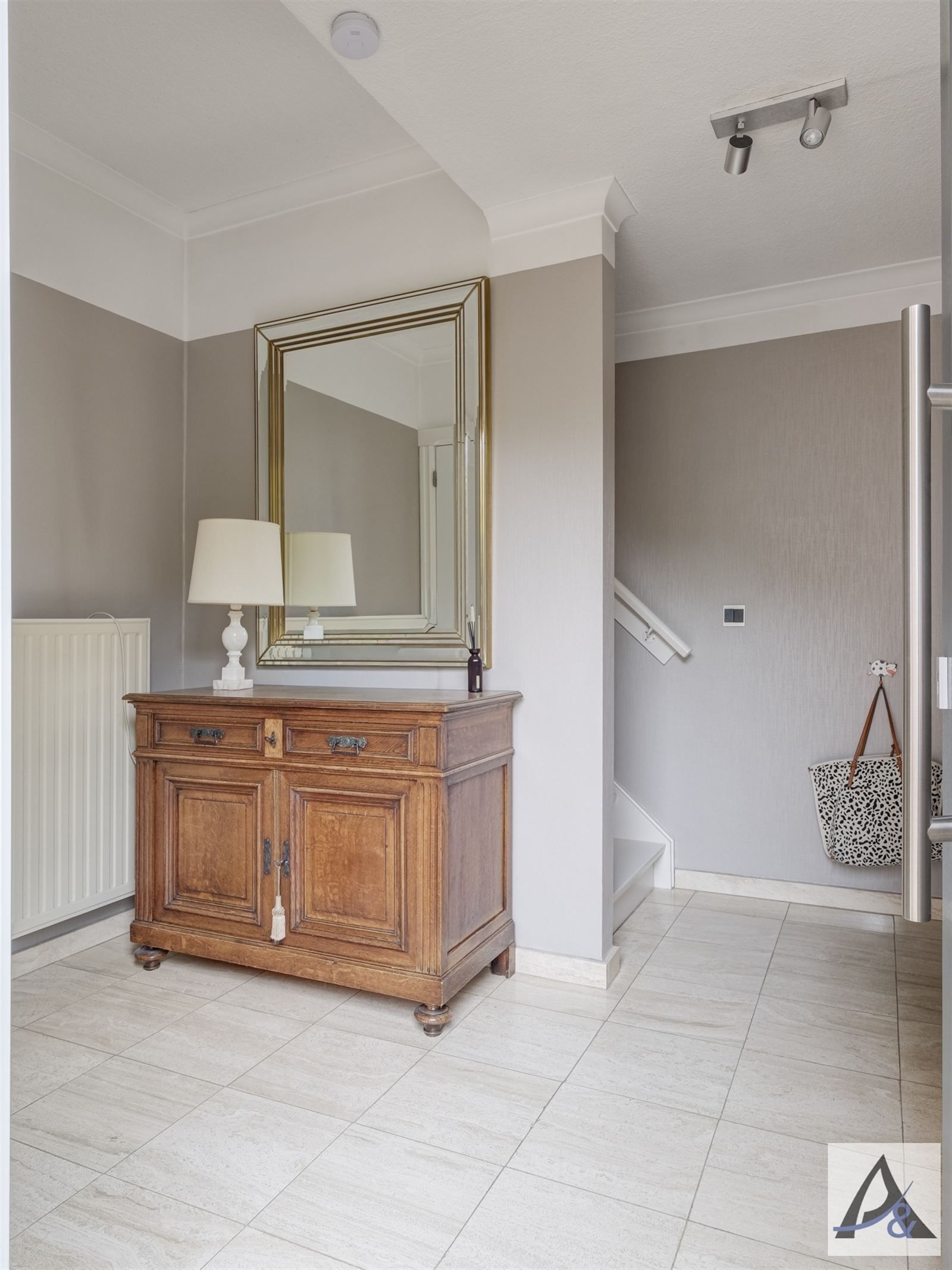 comfortabele eengezinswoning met tal van voordelen foto 11