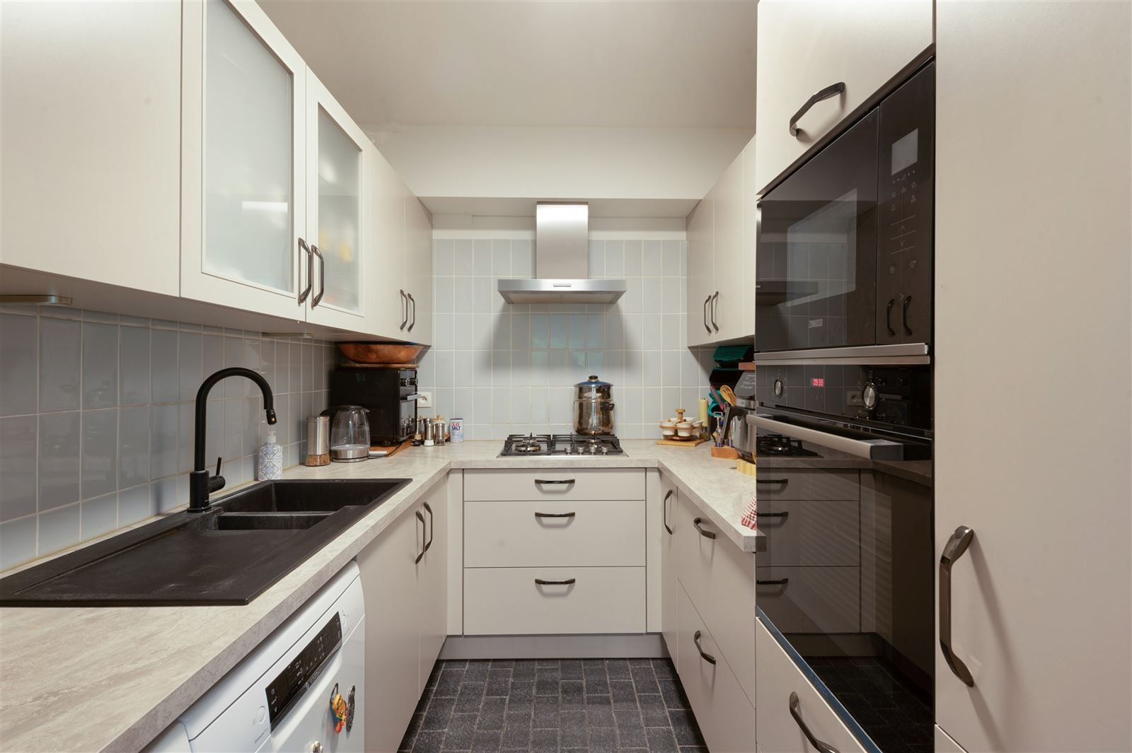 Lichtrijk appartement gelegen op de 5ᵉ verdieping met een prachtig uitzicht op het park foto 8