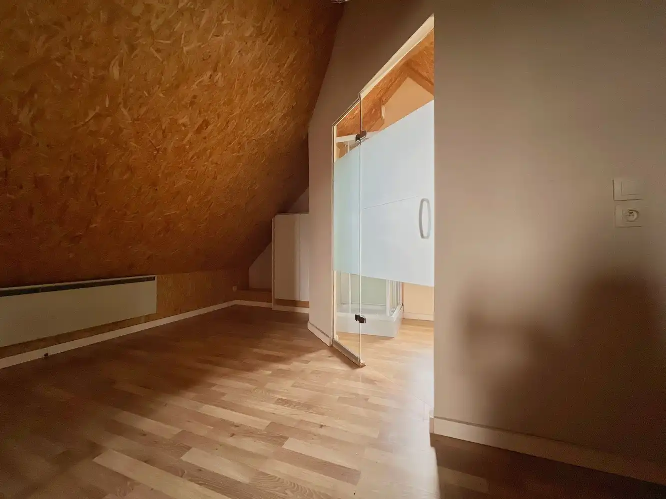 Instapklare, lichtrijke woning (4 slpks) + zonnige tuin foto 15