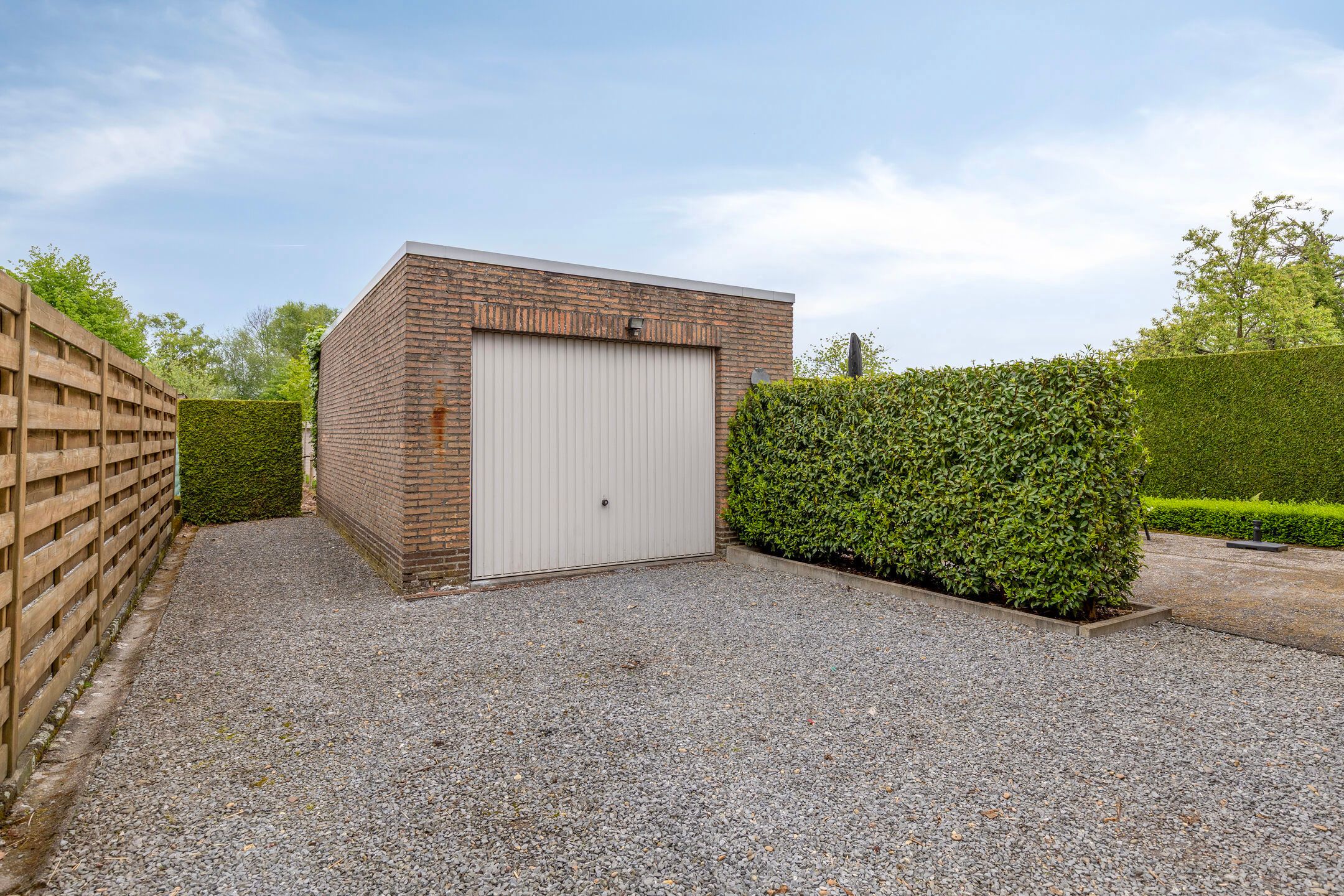 Volledig gerenoveerde woning foto 21