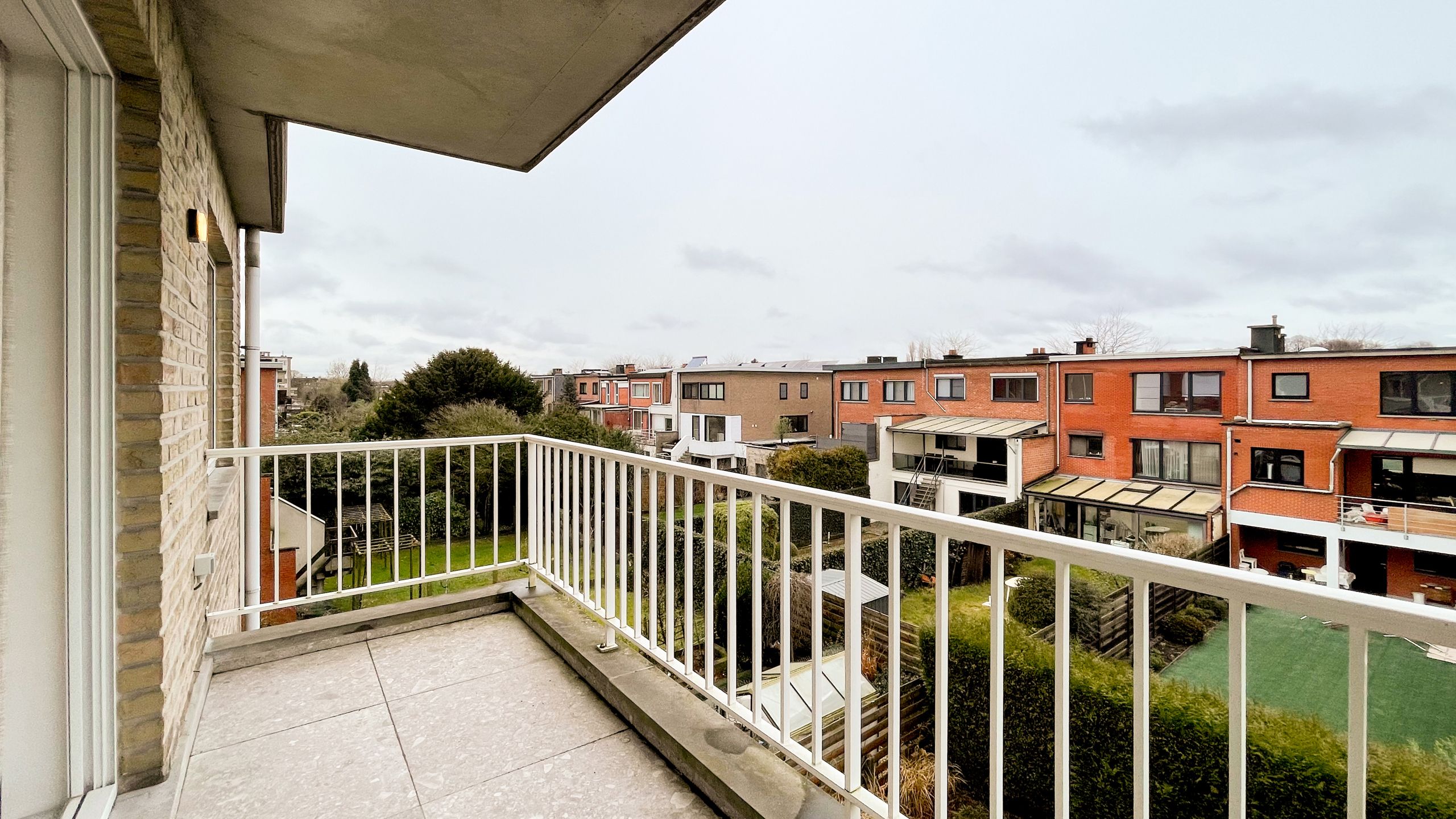 2-slpk-app met terras en een garage  foto 20