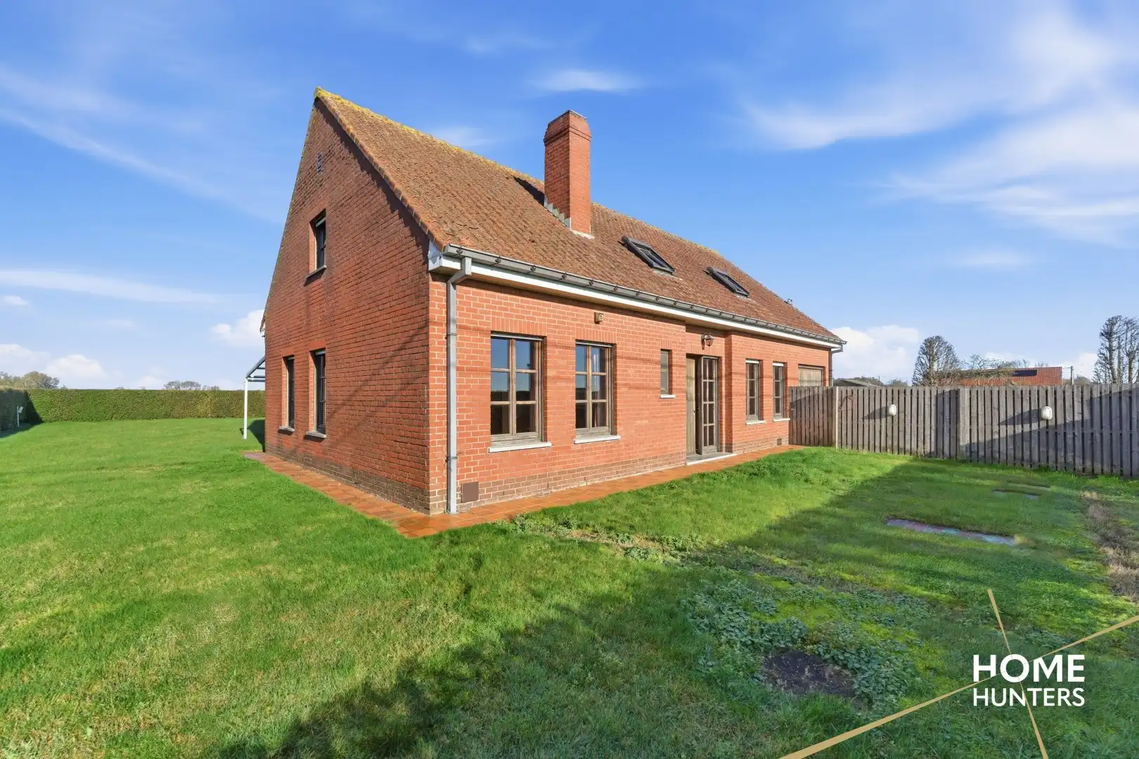 Landelijke villa met bijgebouw en weide op 4.700 m² in Boezinge foto 5