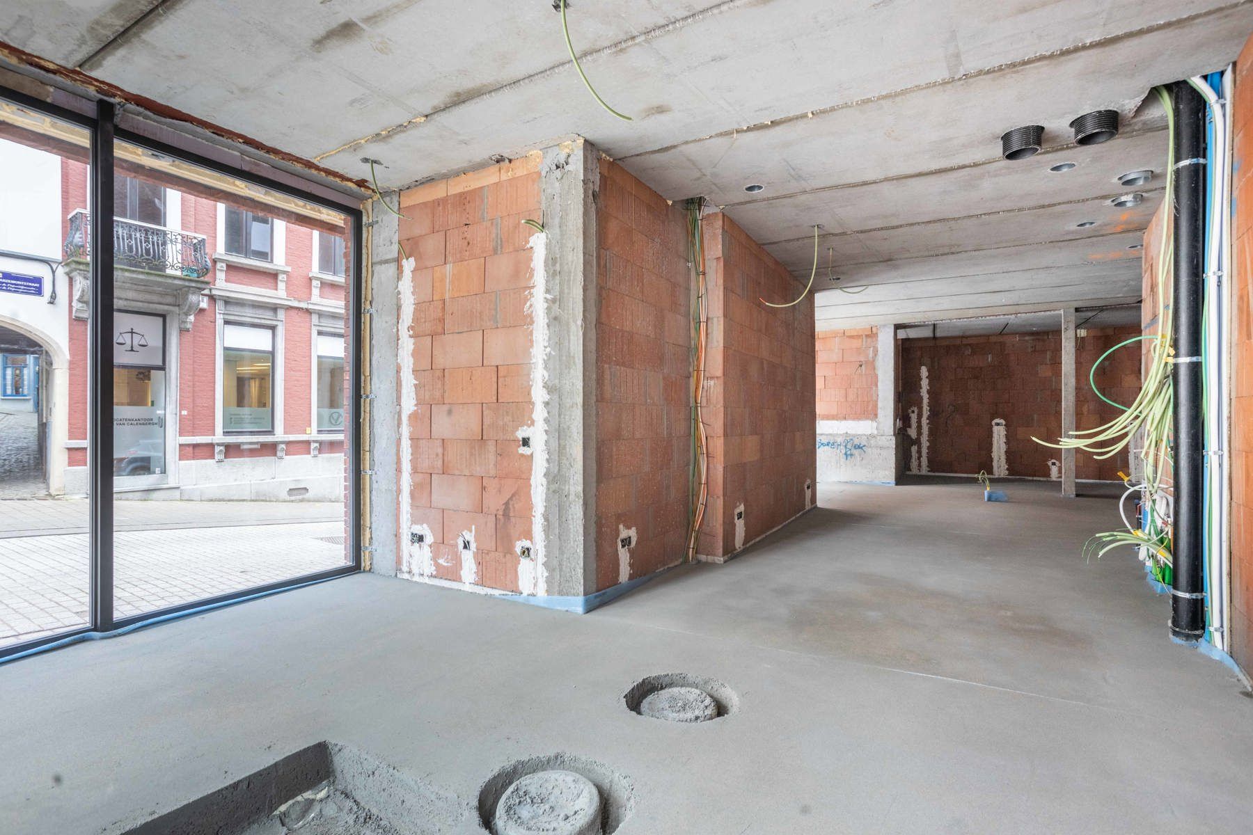 Nieuwbouw handelsruimte op topligging foto 8