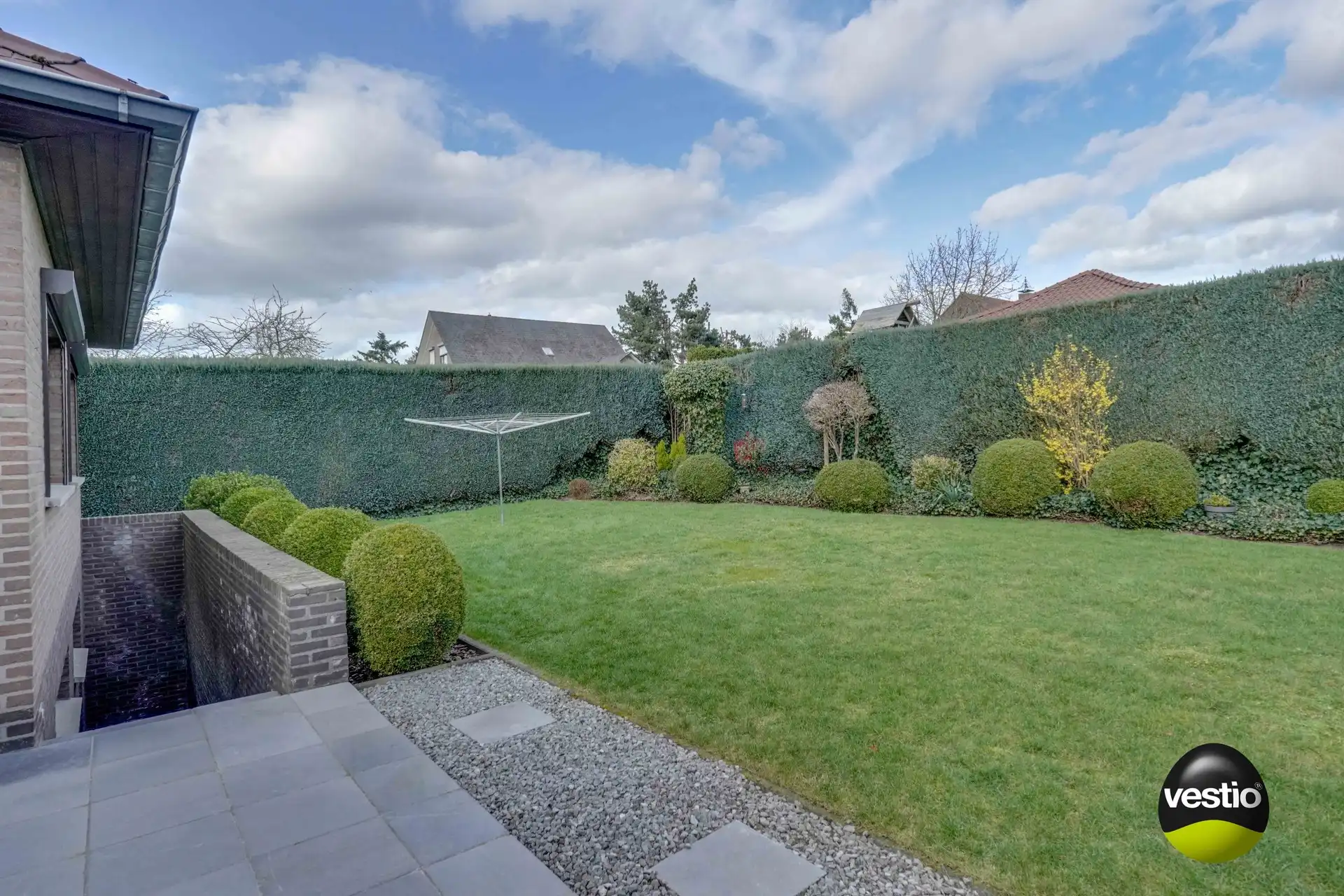 RUSTIG GELEGEN, GELIJKVLOERSE WONING VLAKBIJ CENTRUM OPGLABBEEK foto 16