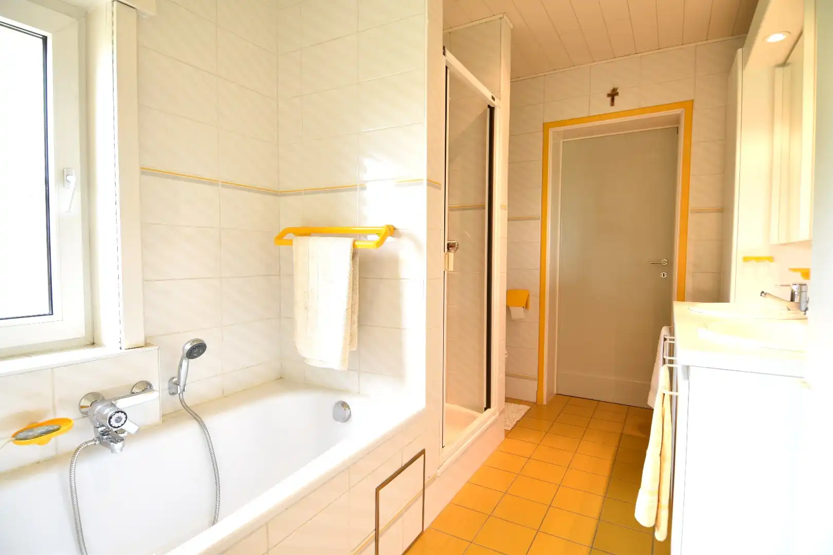 Villa met 4 slaapkamers (meer mogelijk!), garage en zonnige tuin te koop in Avelgem foto 17