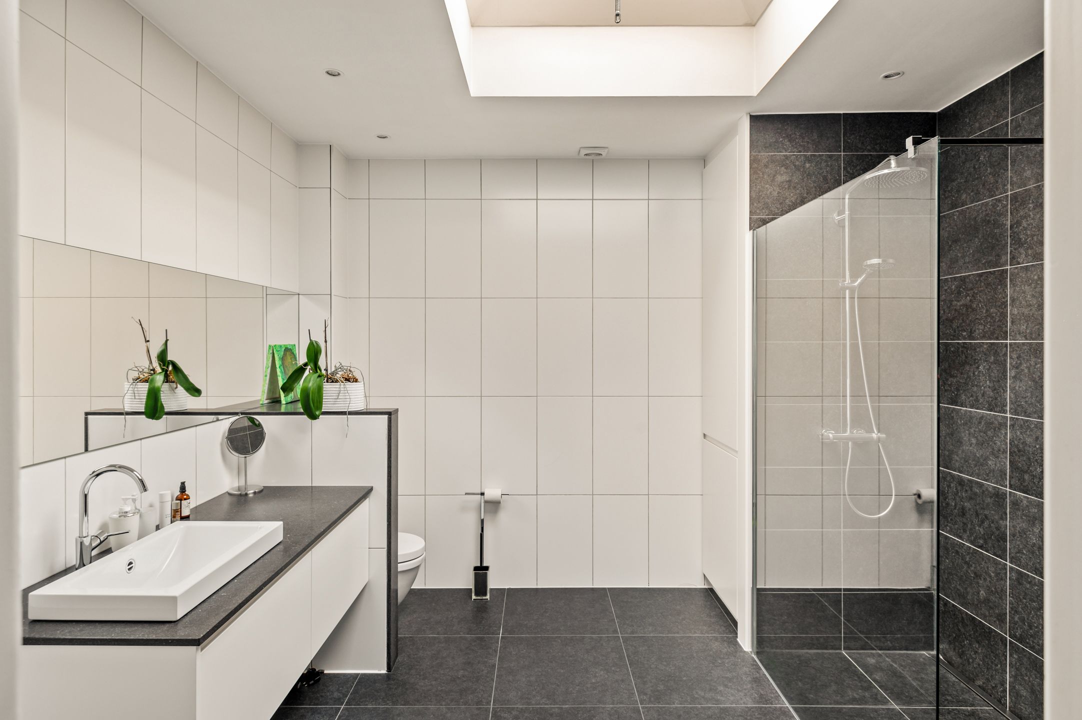 Bijzondere instapklare woning op een prachtig perceel. foto 23