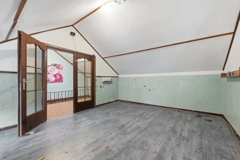 RUIM TE RENOVEREN PAND MET UITZONDERLIJK POTENTIEEL IN RIEMST foto 29