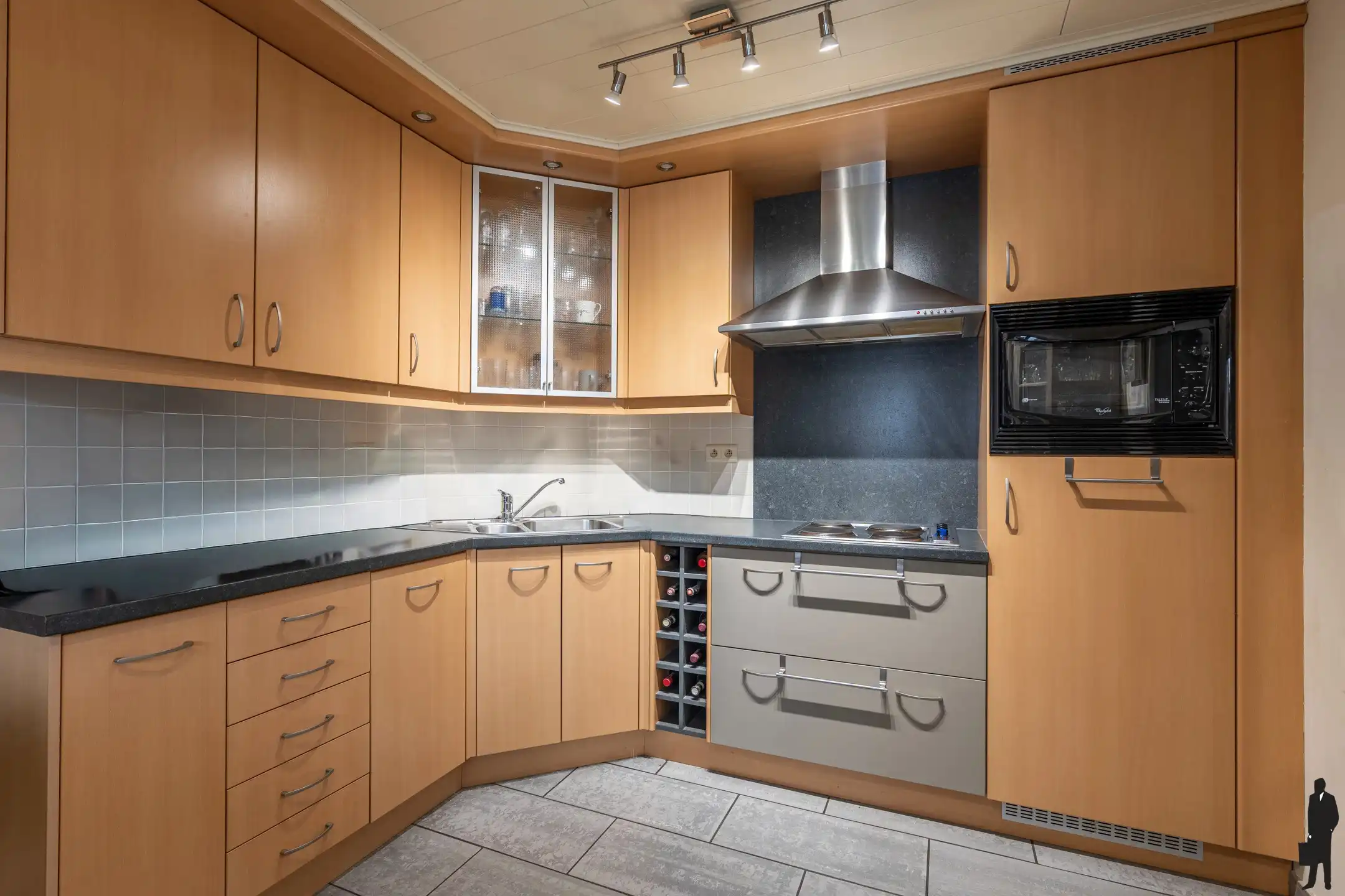 Unieke kans: volledig verhuurd opbrengsteneigendom te Malle foto 15