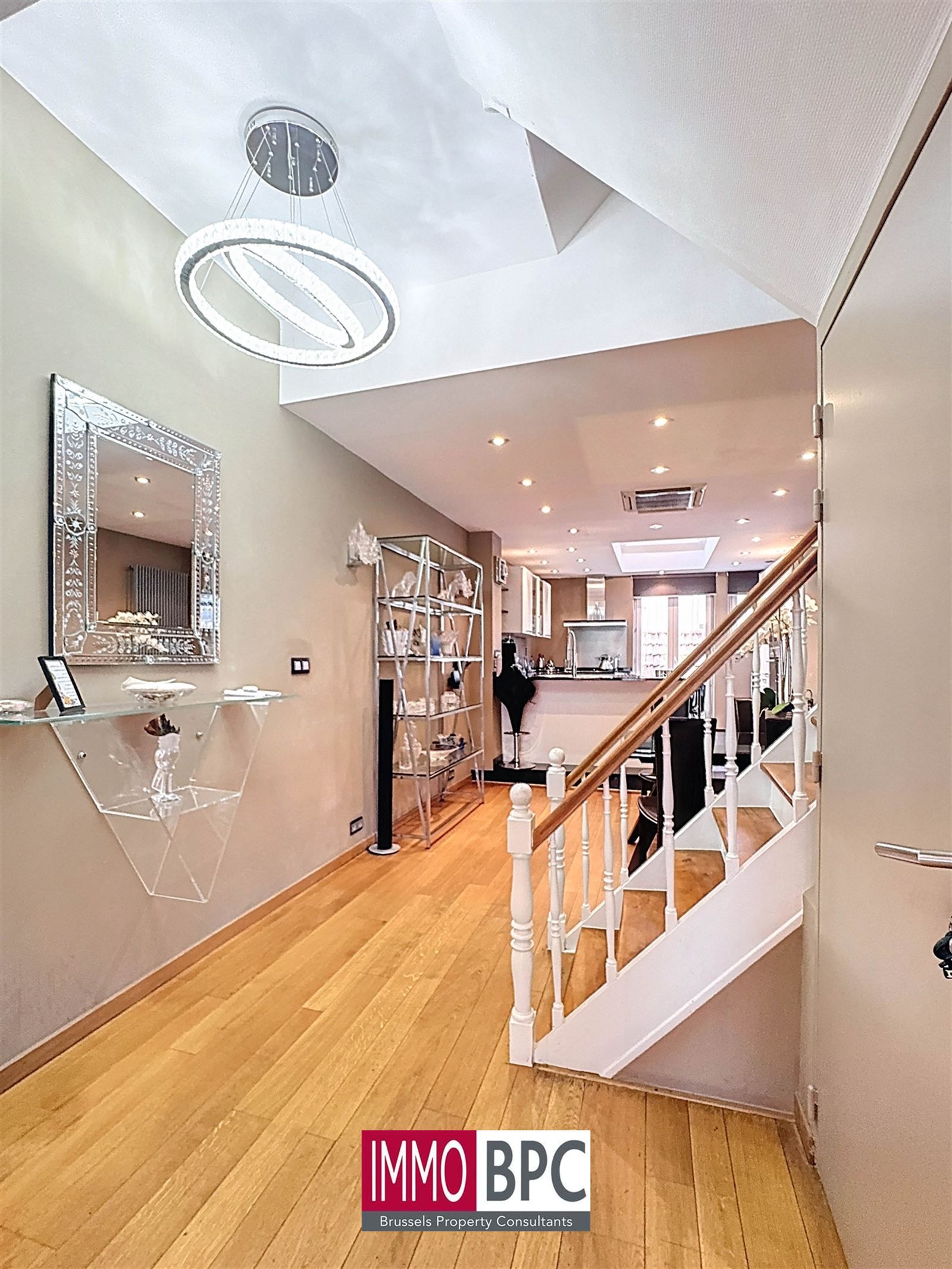 Huis - Vrij beroep foto 10