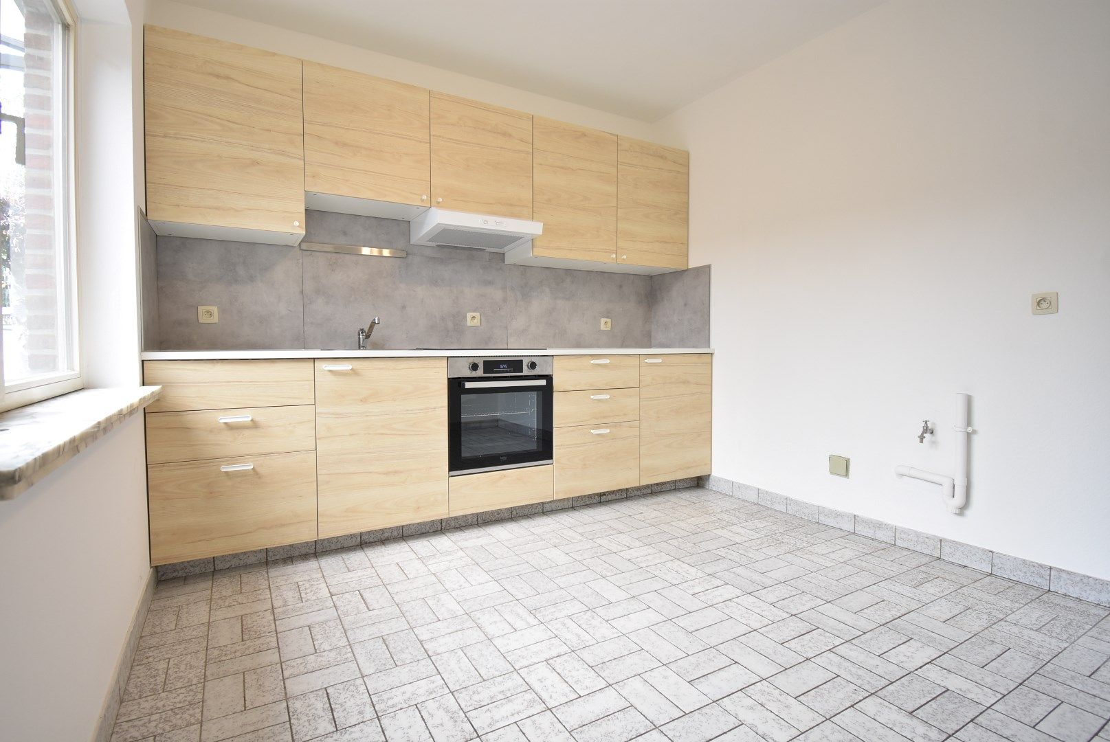 Ruime woning in Kiewit met 8 slaapkamers en gezellige tuin foto 9